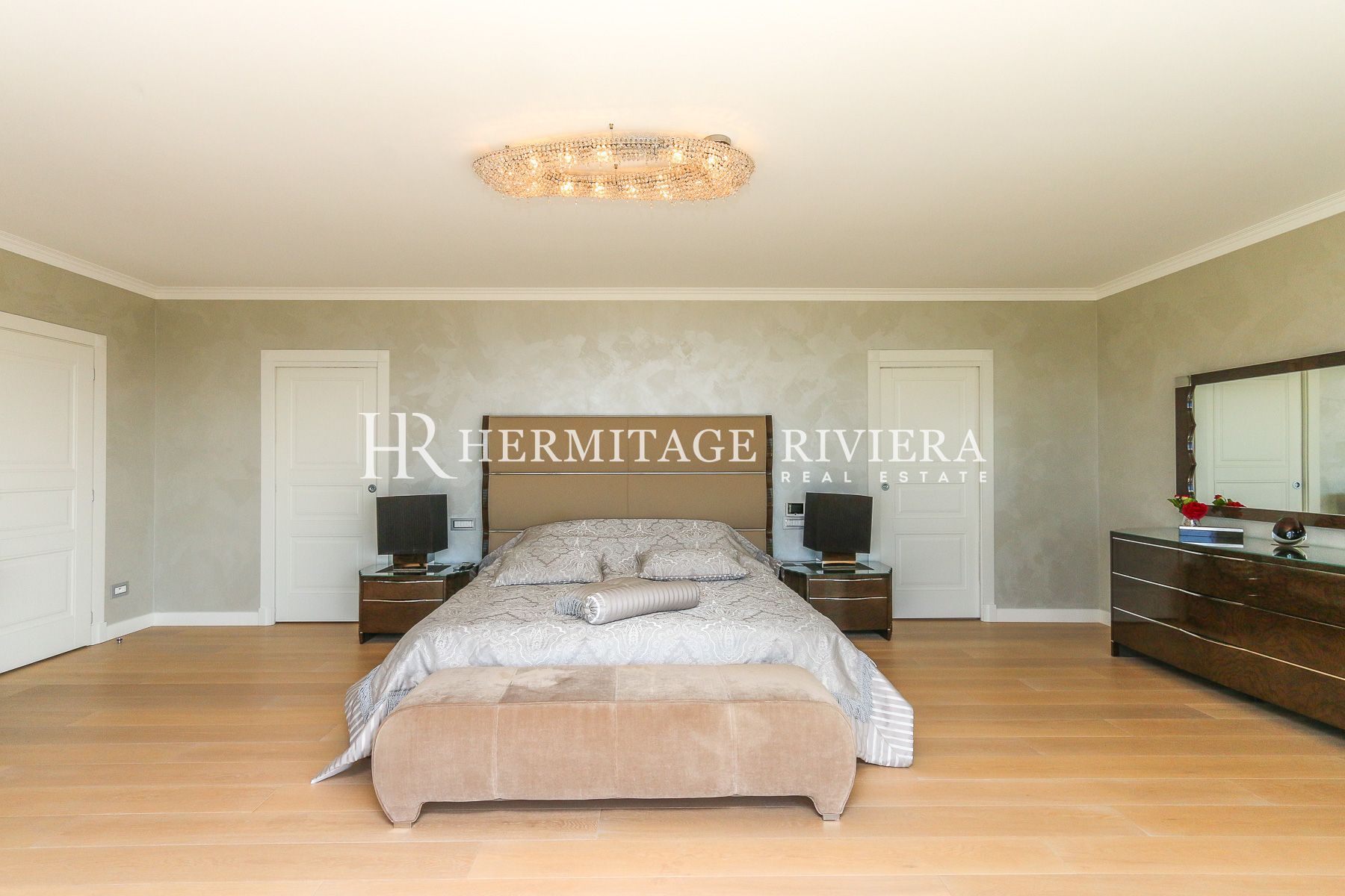 Property of two modern villas - Sea views - Pool (image 22)