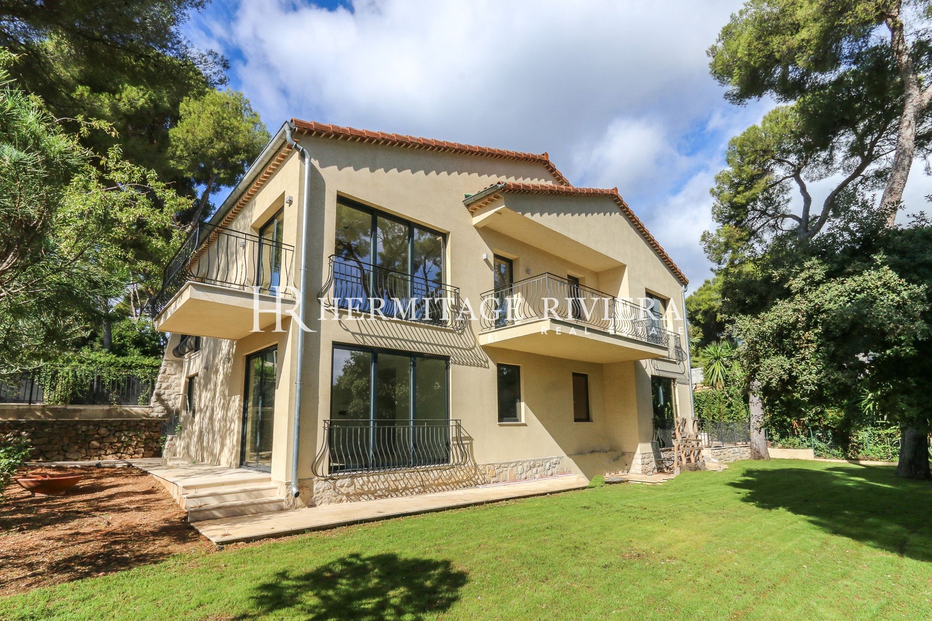 Renovert villa - Basseng - Hage - Havutsikt (bilde 24)
