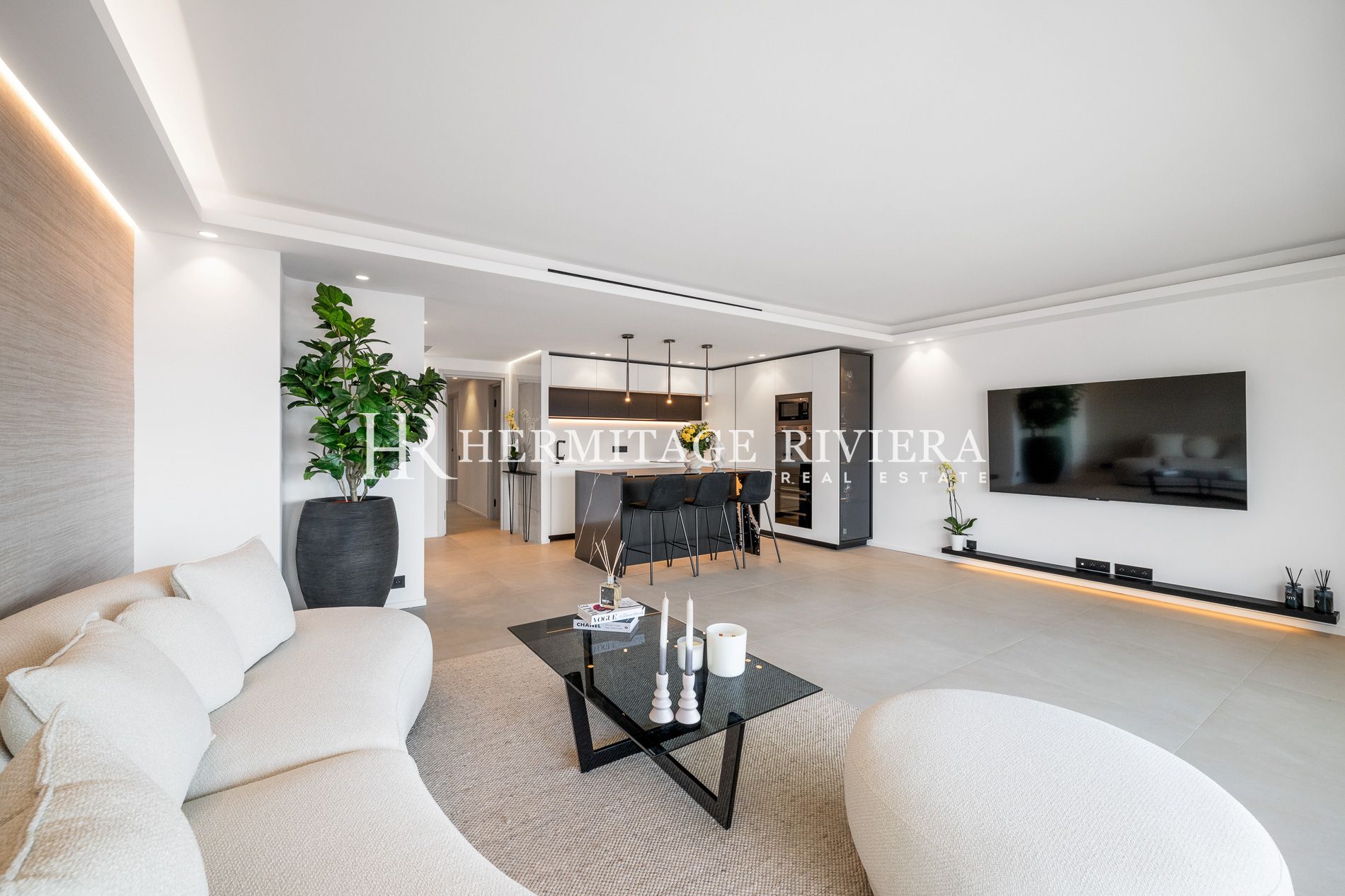 Exceptional Apartment – Top Floor with Breathtaking Sea View (image 17)