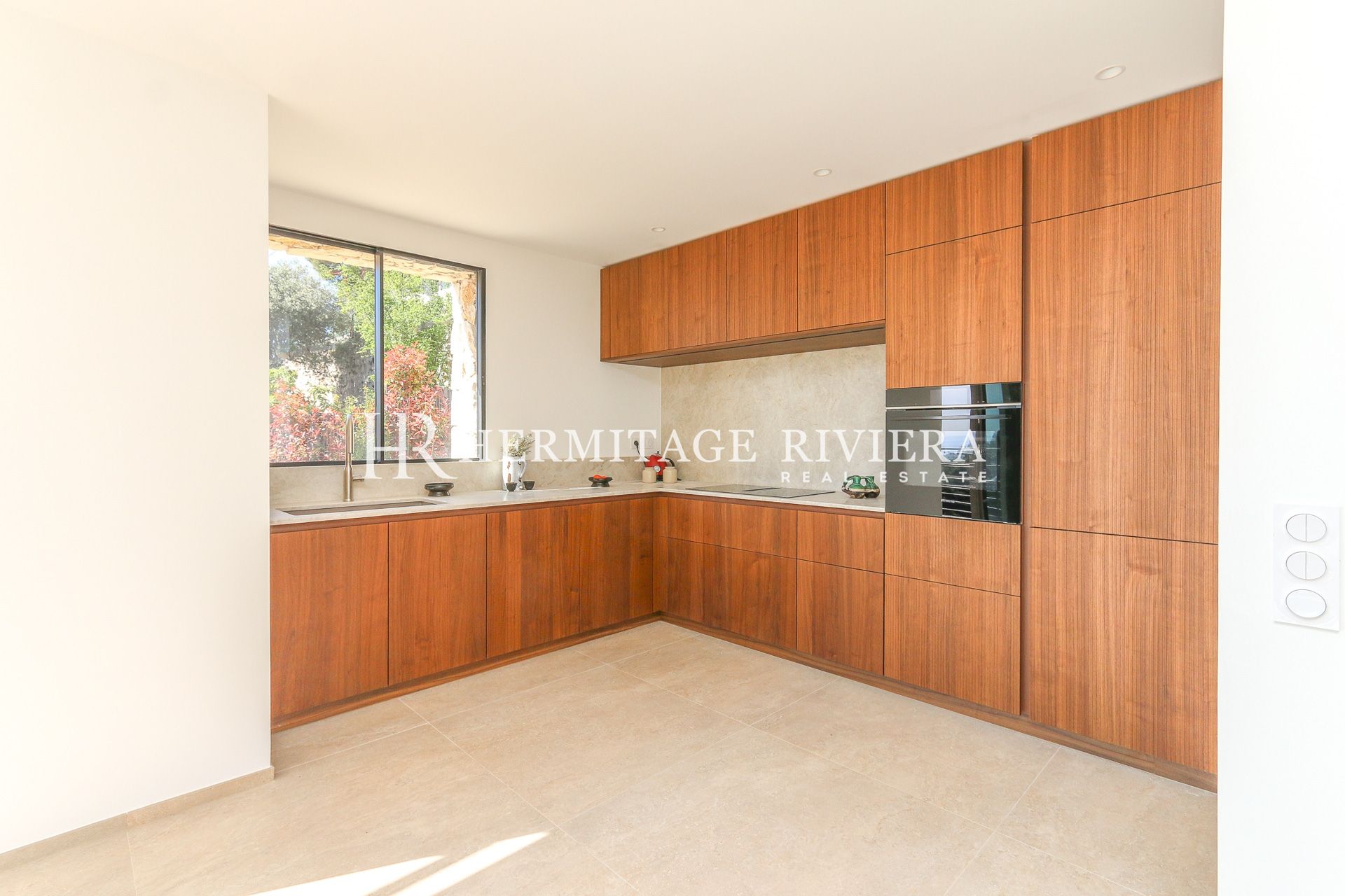 Villa in Roquebrune-Cap-Martin New villa - sea view calme close Monaco (image 14)