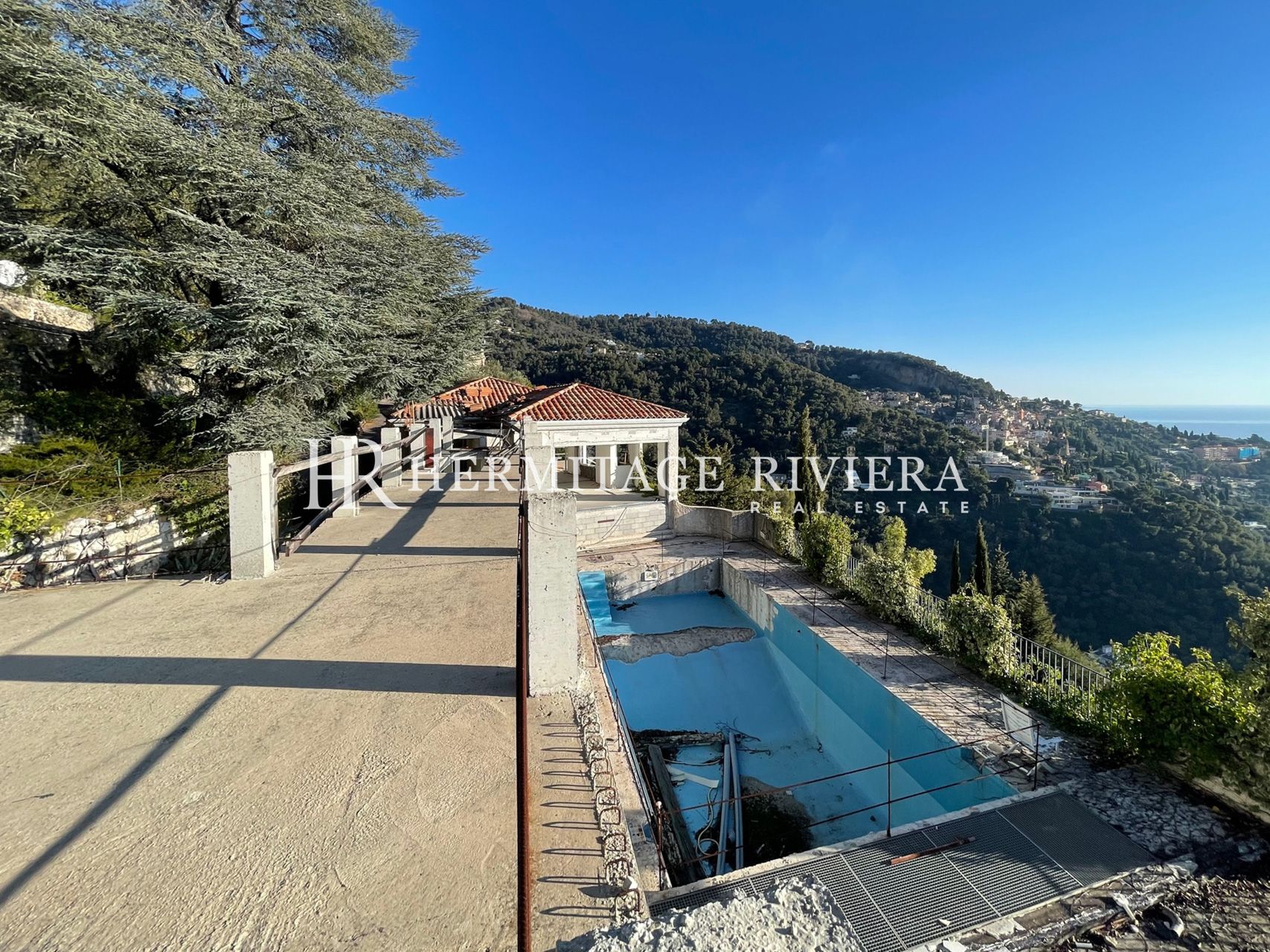 关闭 摩纳哥 - 全景海景 - 正在装修 (图片 12)