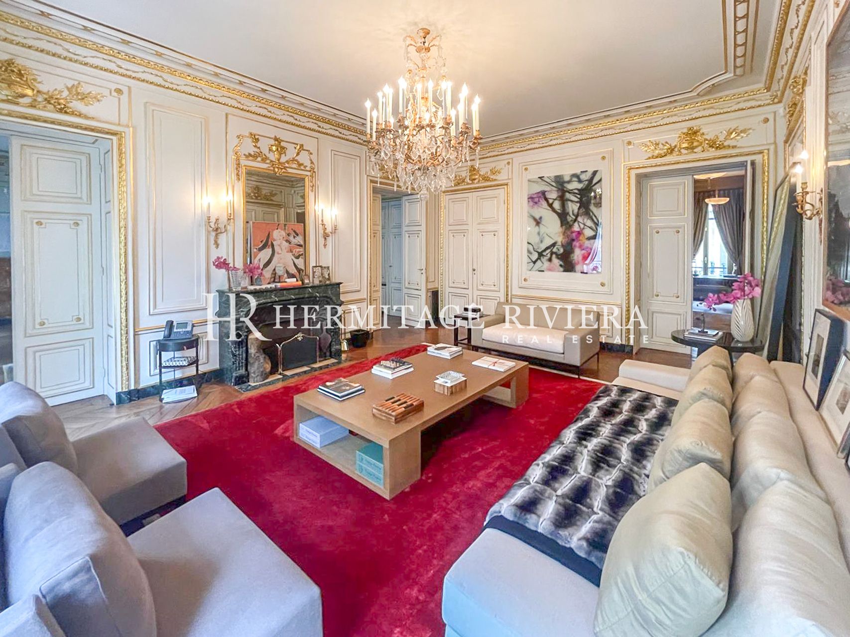 4-bedroom apartment - Few steps from Avenue Matignon - Garage (image 2)