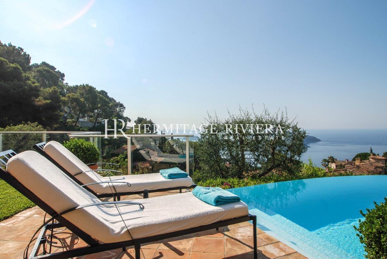 Provancal villa - Panoramic views of the bay - Pool (image 2)