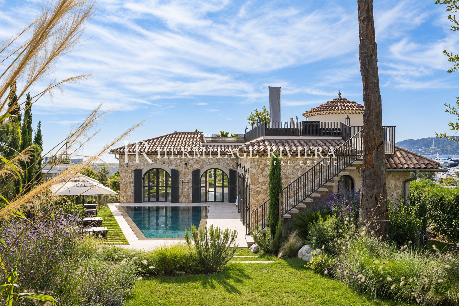 Villa à Cap-d'Antibes Villa en pierre - Vue mer - Piscine (image 34)