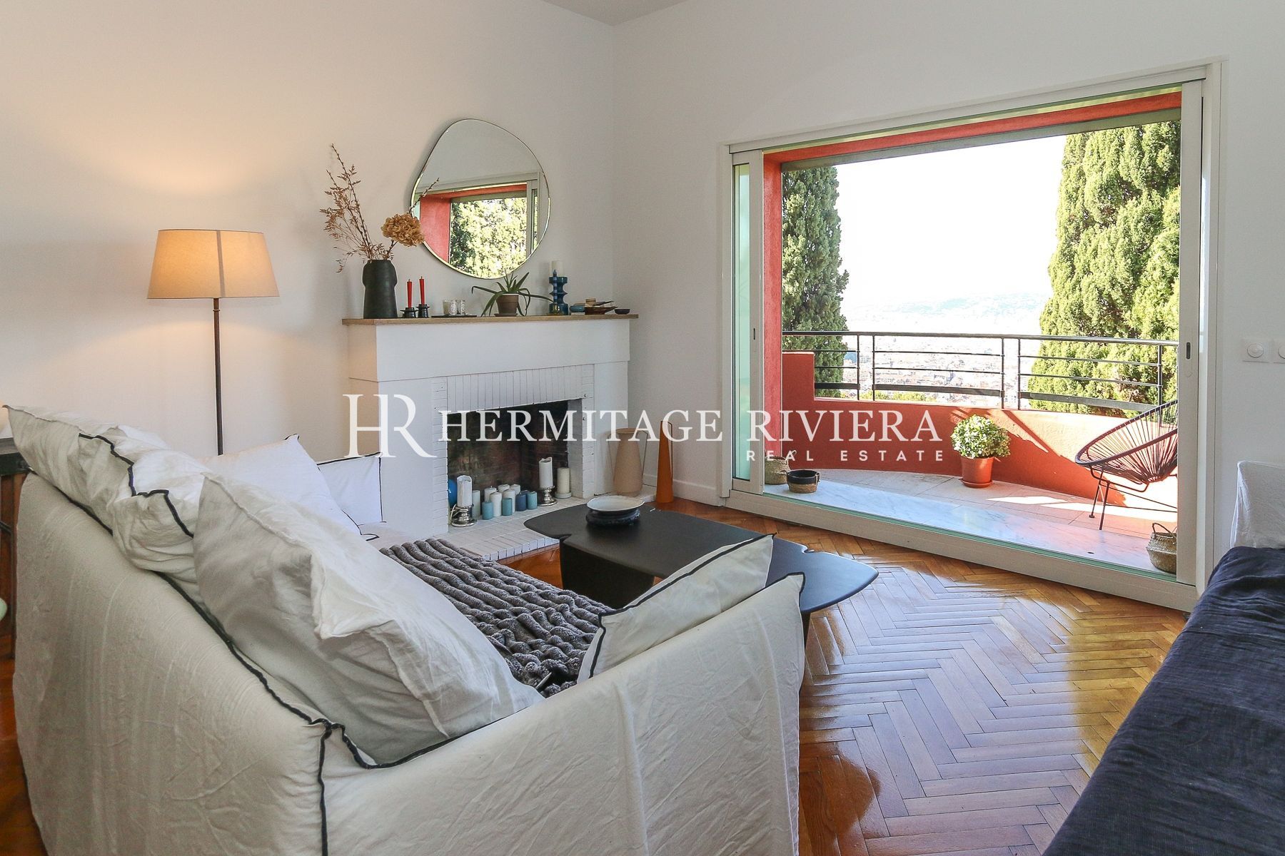 Two bedroom apartment - Roof terrace - View sea and port (image 7)