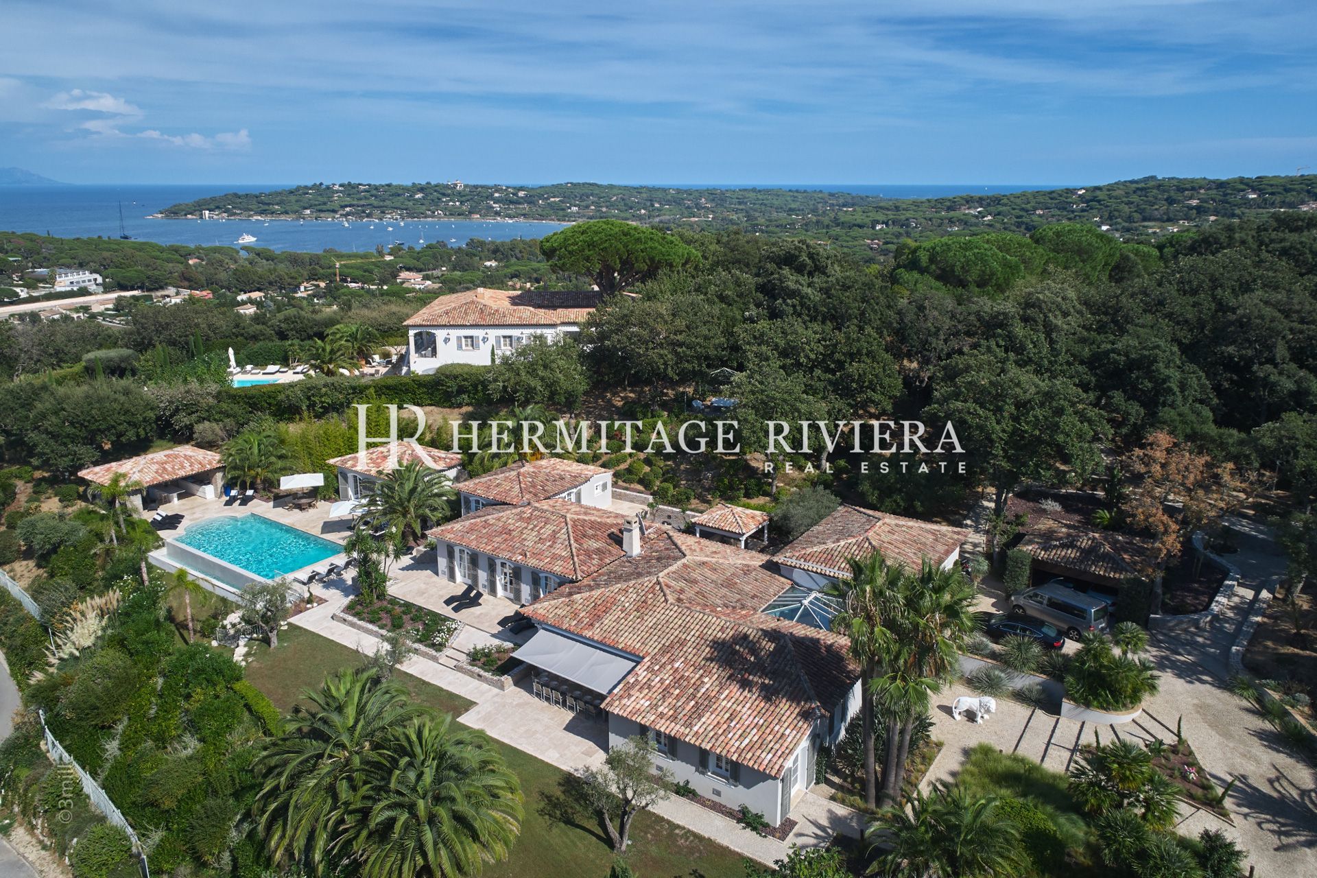 Amplia villa - Excepcionales vistas al mar - Piscina (imagen 2)