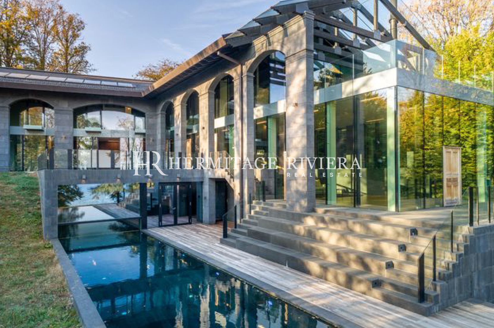 New waterfront mansion - Private beach  (image 11)