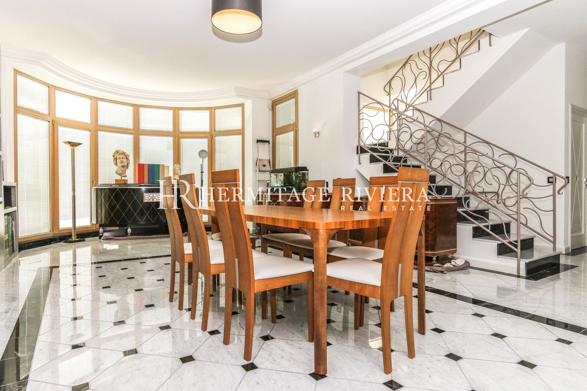 Property of two villas - Сlose Monaco - Sea views (image 11)