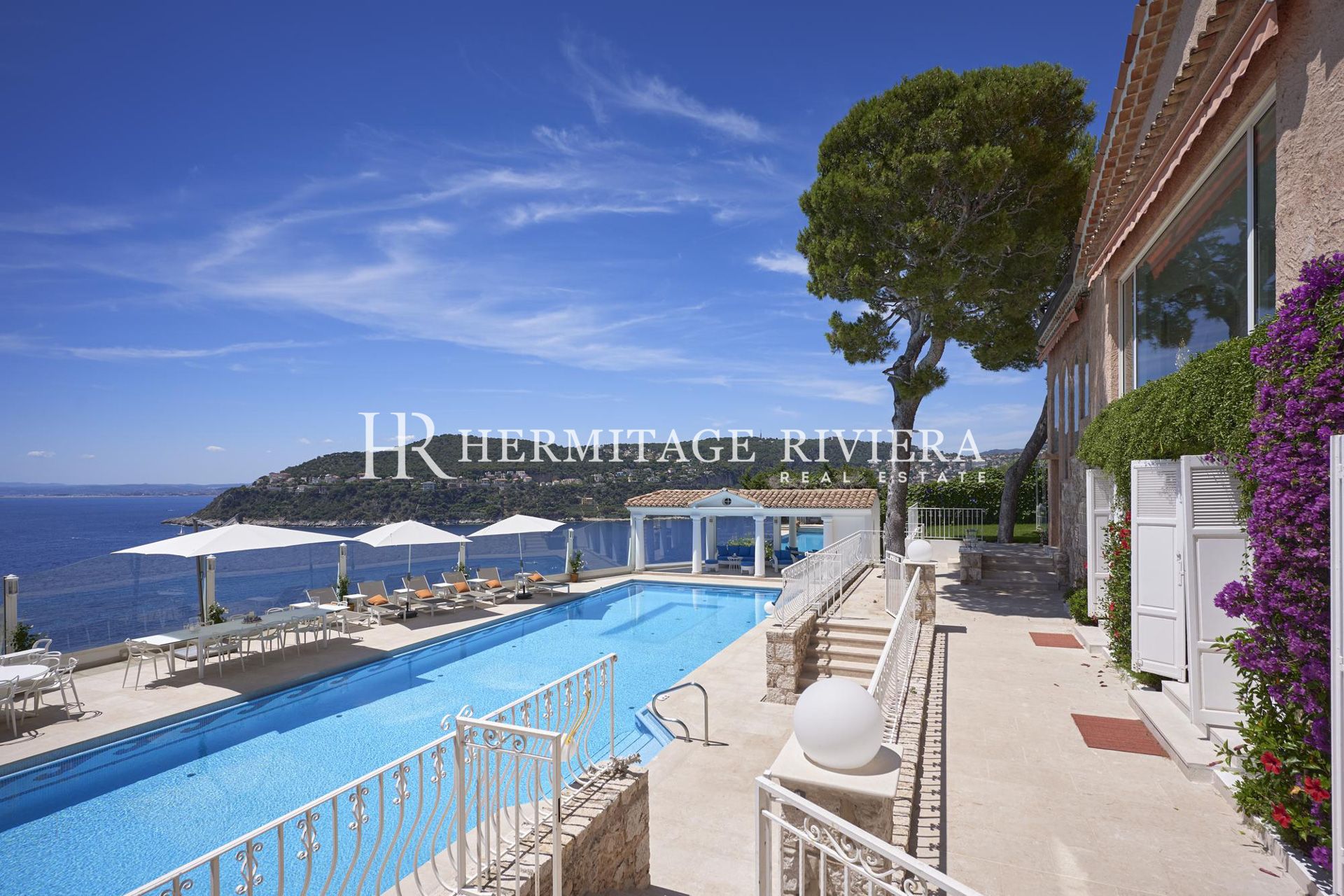 Villa fronte mare - Vista panoramica sul mare - Piscina (immagine 6)