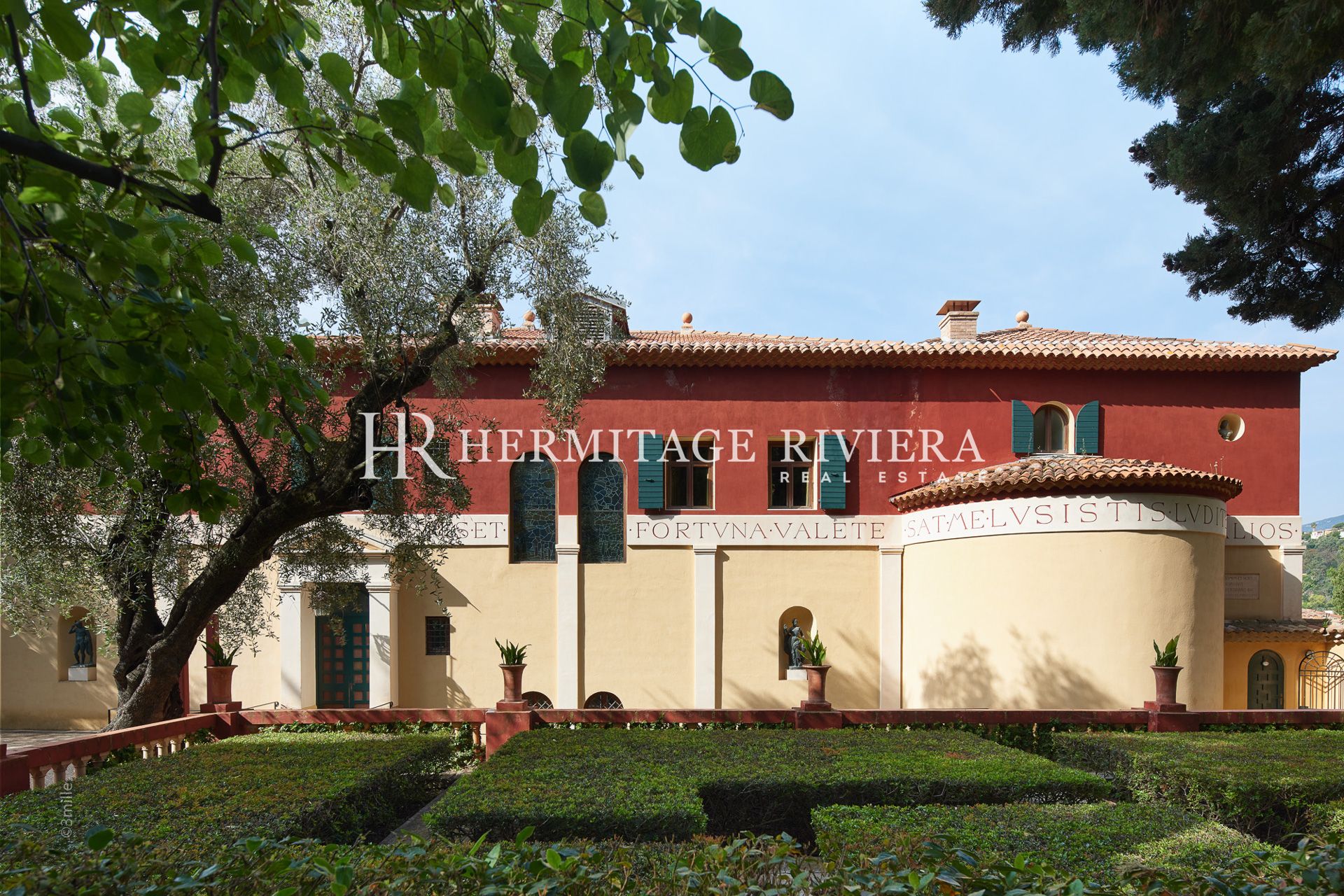 坐落在壮丽植物园中的非凡历史庄园 (图片 29)