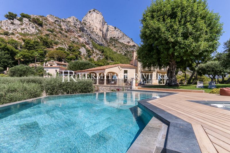 Anwesen mit Blick auf Monaco – Meerblick – Pool – Flacher Garten
