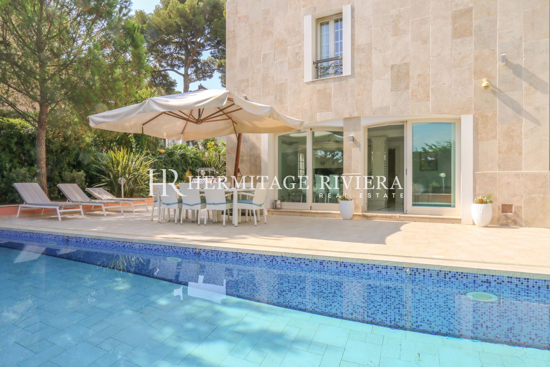 Luxusvilla - Pool - Meerblick (bild 2)