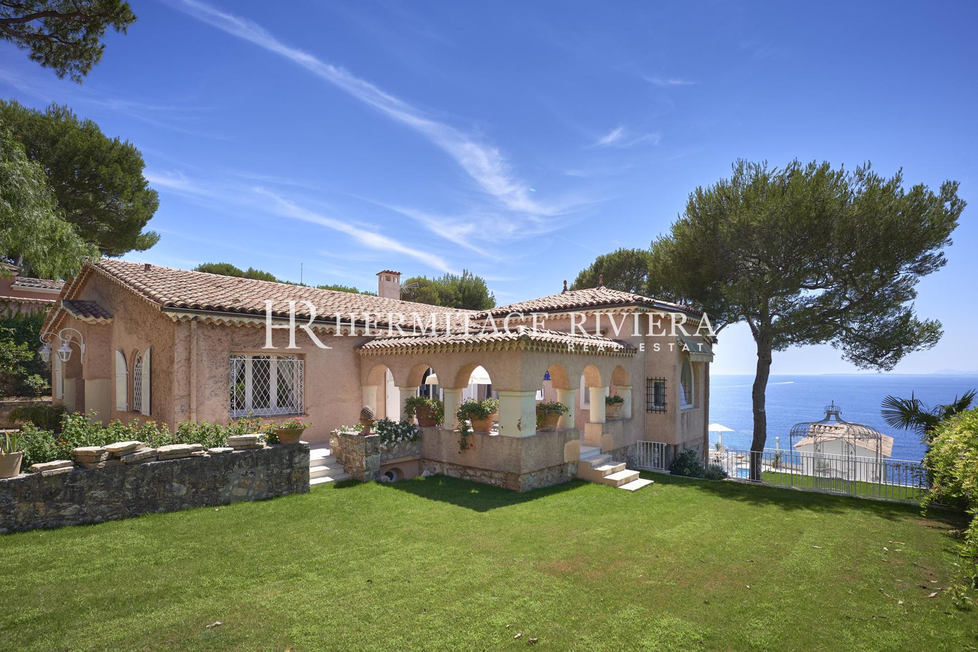 Villa fronte mare - Vista panoramica sul mare - Piscina (immagine 17)