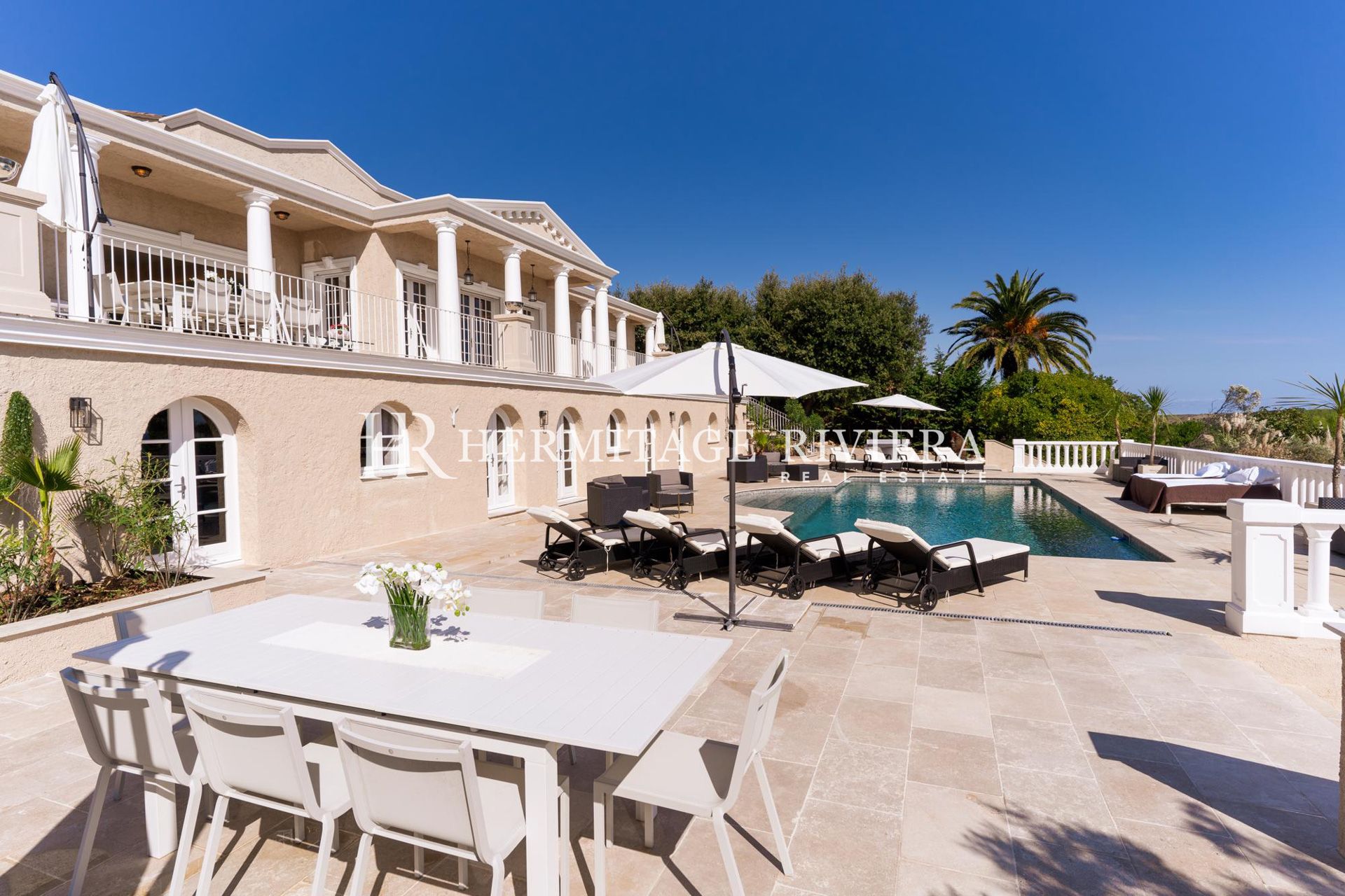 Stunning luxury property with helipad and pool (image 4)