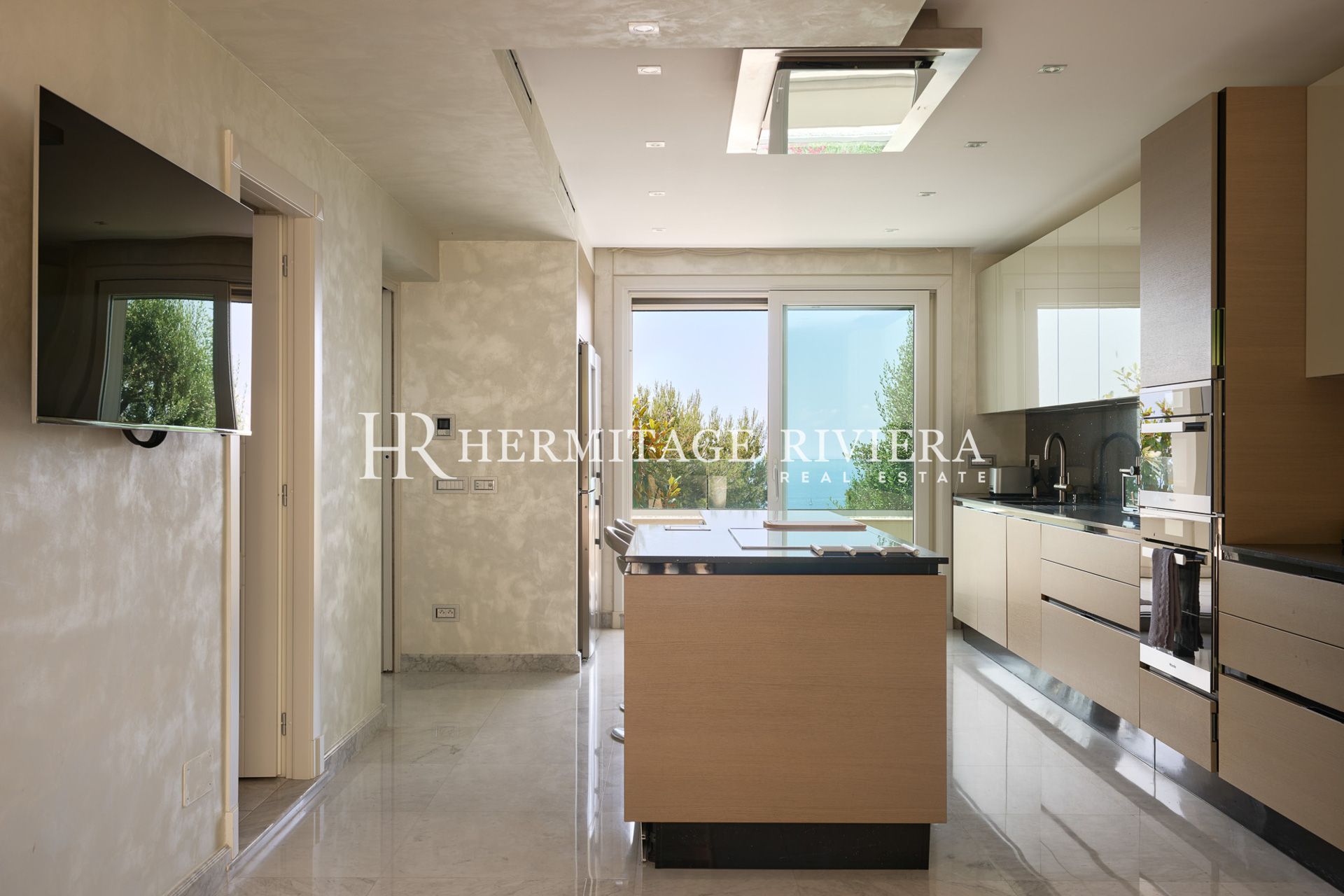 Владение из двух современных вилл - Вид на море - Бассейн (изображение 16)