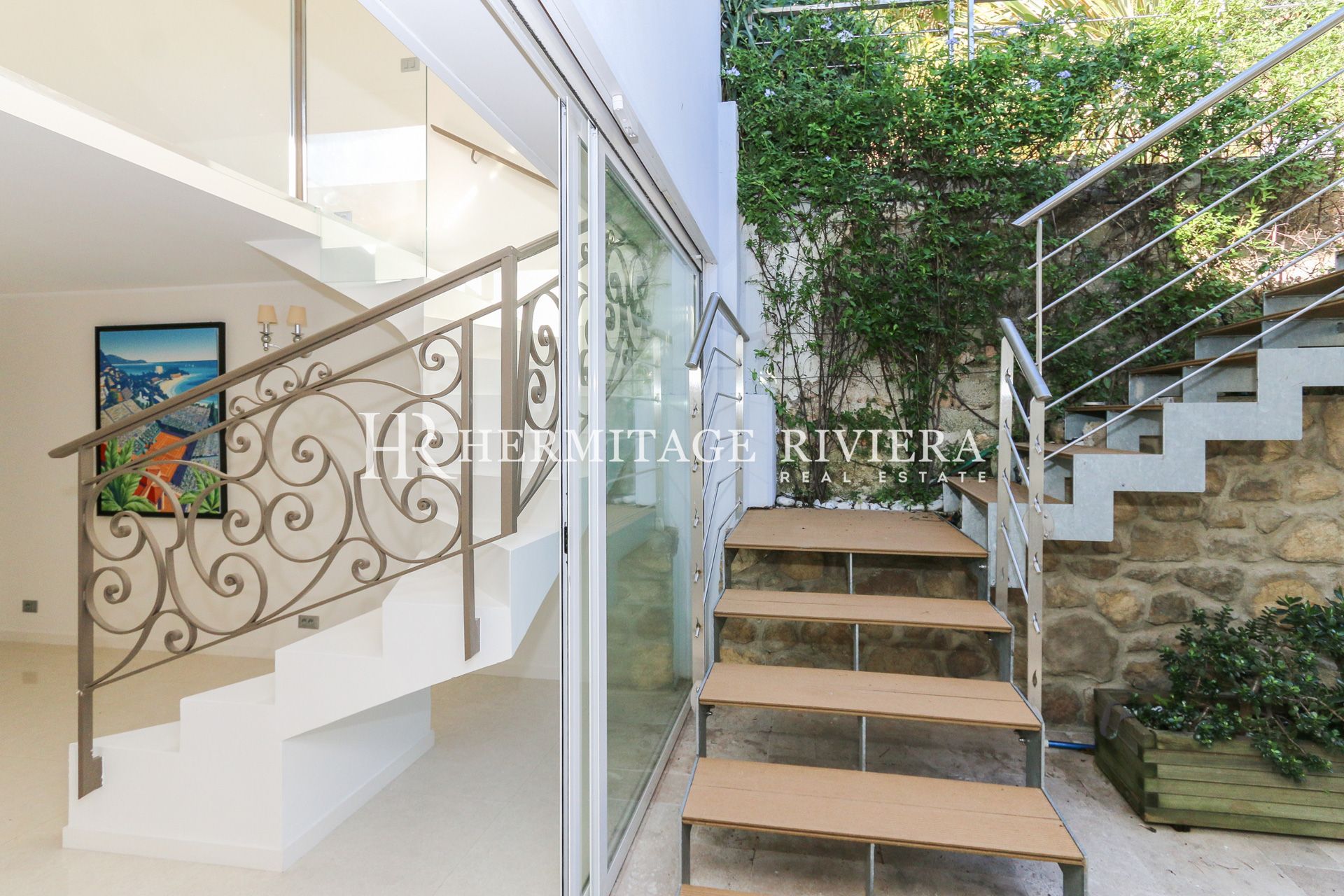 Contemporary villa - Sea view - Pool - Garage  (image 26)