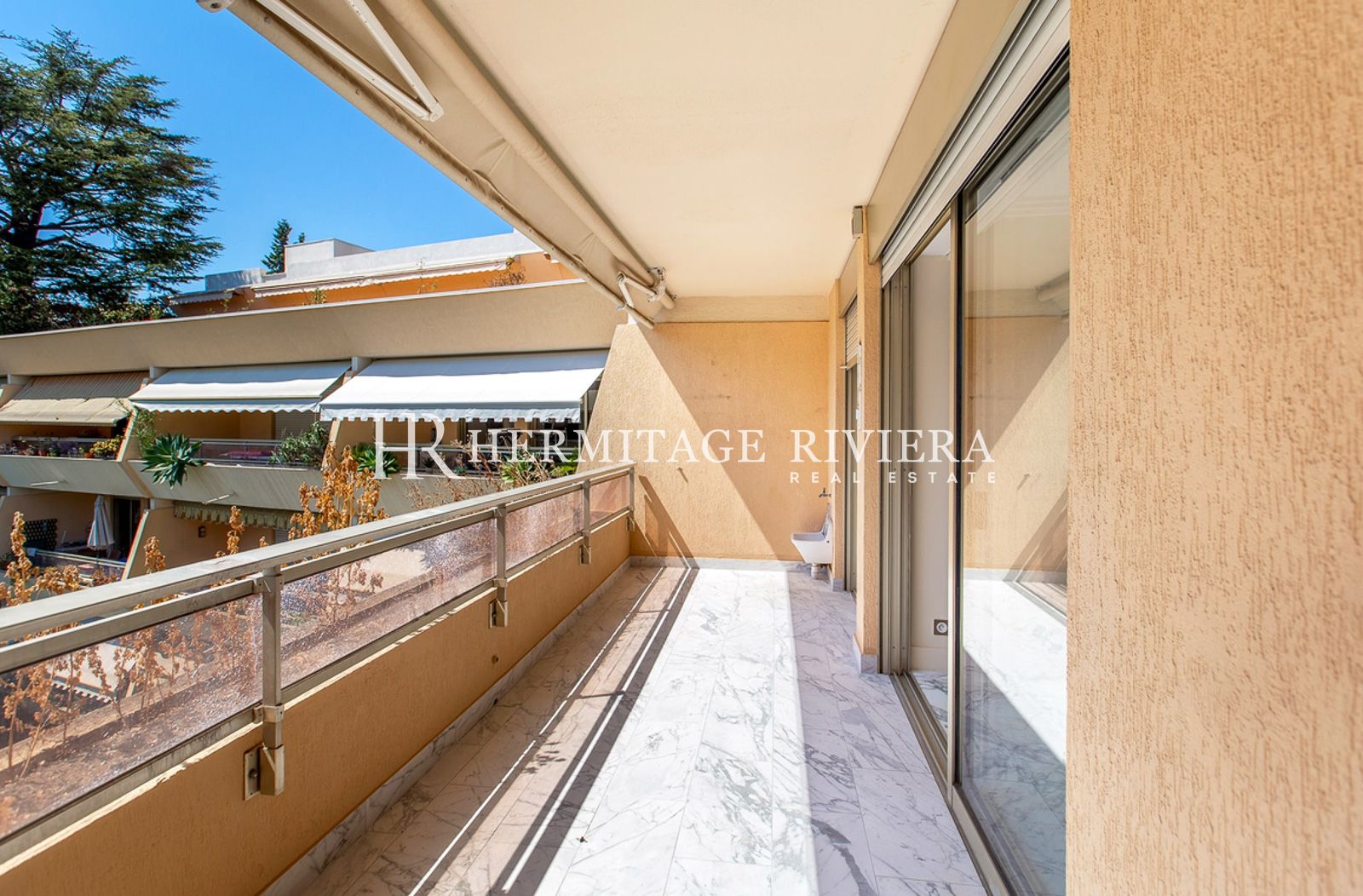 Penthouse in Nice Cimiez 3 bedroom - Roof terrace - Pool  (image 4)