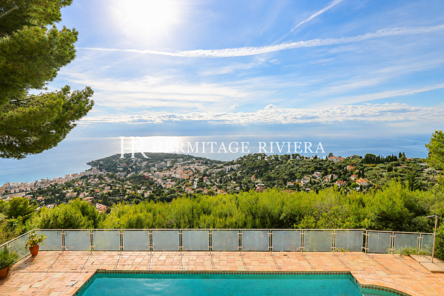 Villa i Roquebrune-Cap-Martin Provencalsk villa - panoramaudsigt over havet - tæt på Monaco (billede 1)