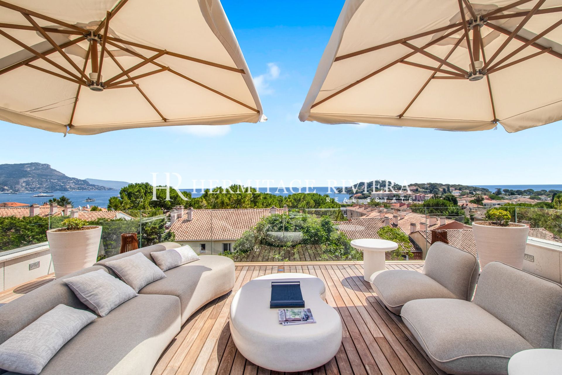 Villa in Saint-Jean-Cap-Ferrat Moderne Luxusvilla mit Meerblick (bild 2)