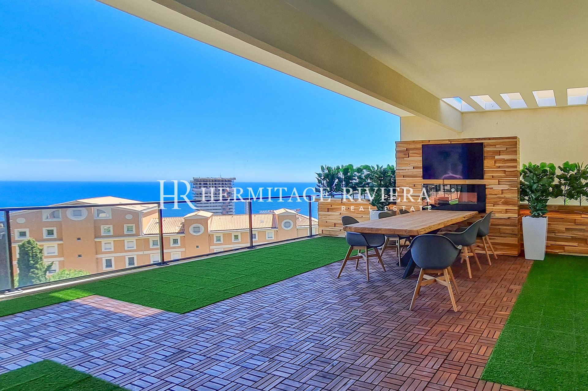 2 bedroom apartment - Immense terrace - View Monaco - Pool (image 1)