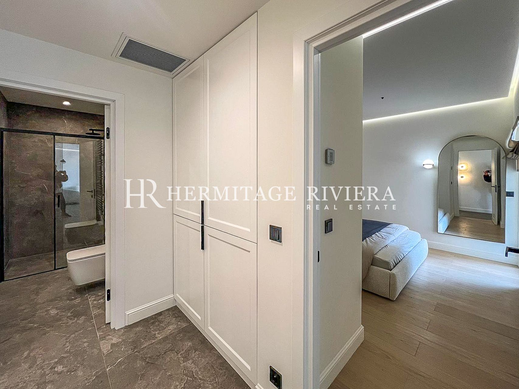  2-bedroom apartment - Renovated - Terrace - Panoramic Sea views (image 8)