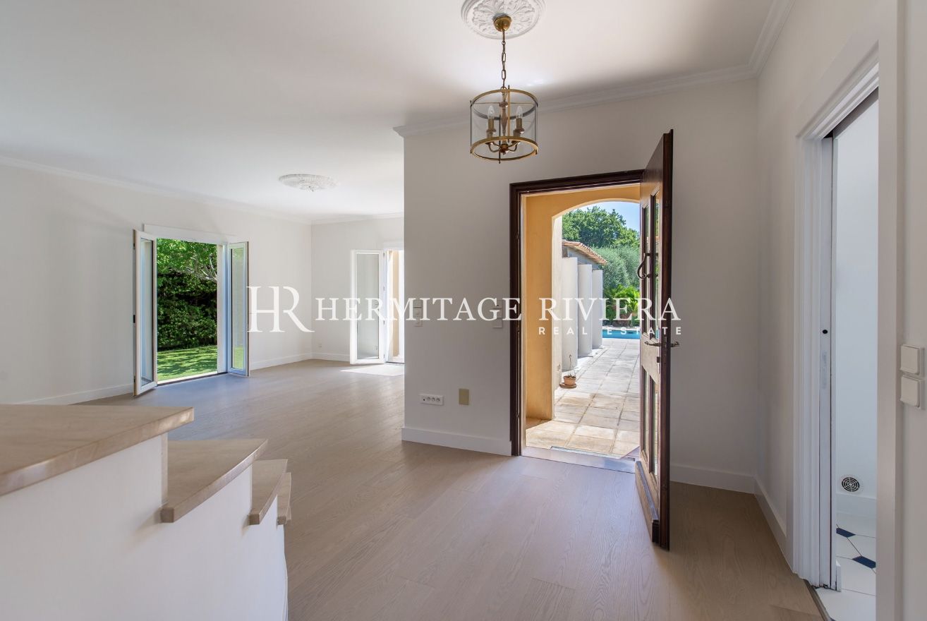 Сalm - Сlosed estate - Pool - Garden (image 14)