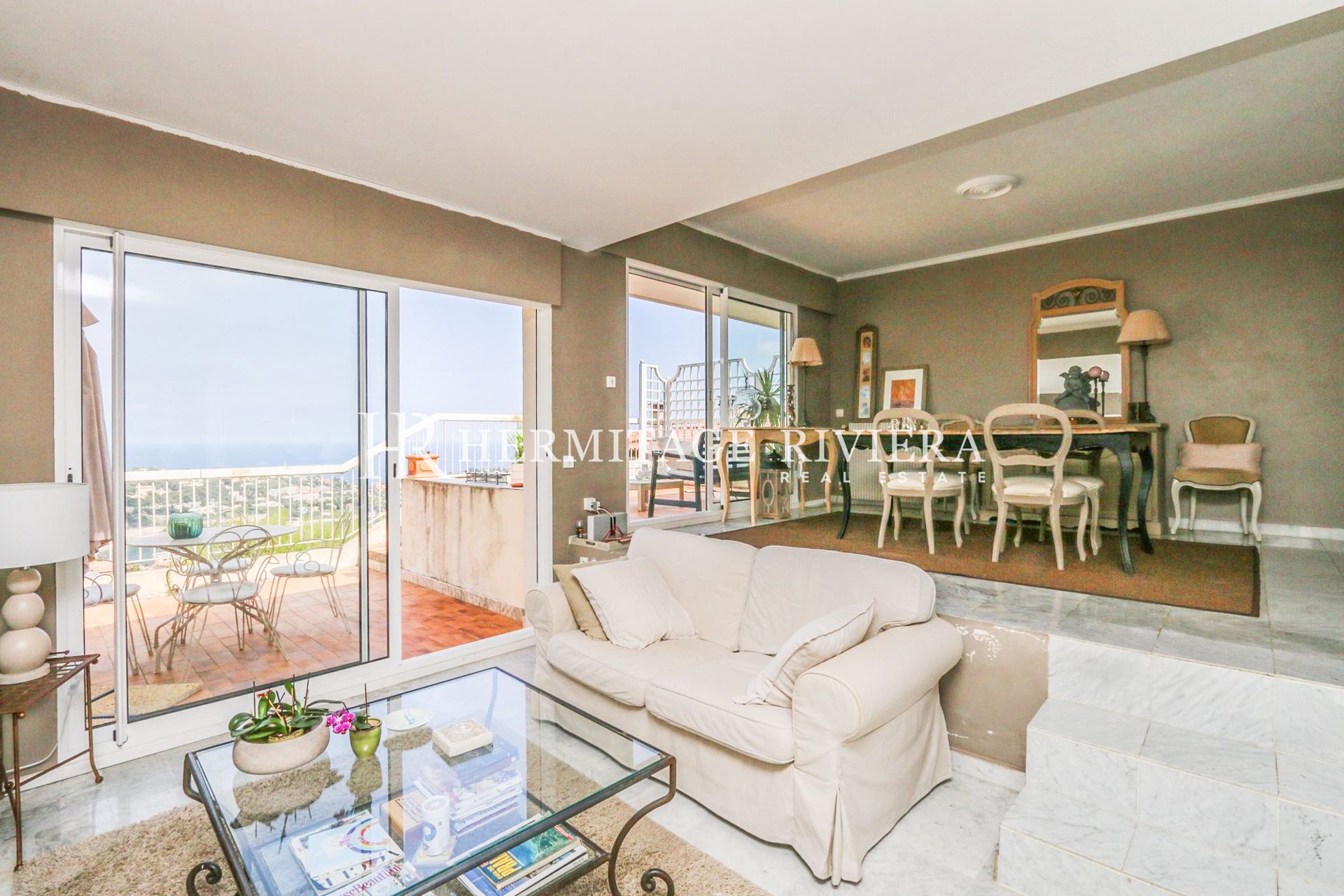 Penthouse - 2 bedroom - Panoramic sea views - Terrace (image 3)