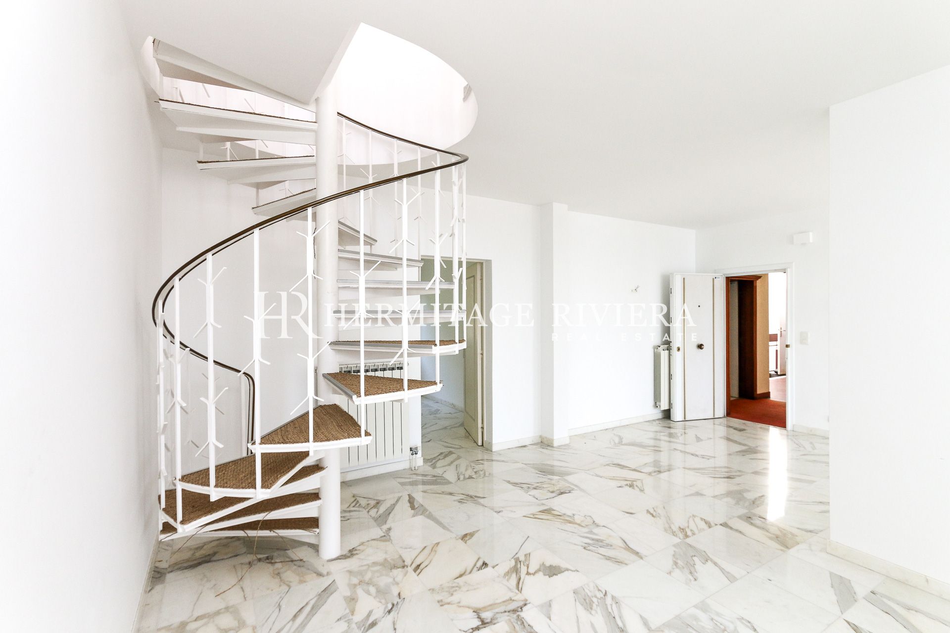Appartamento con 3 camere da letto - Attico - Terrazza e vista mare (immagine 13)