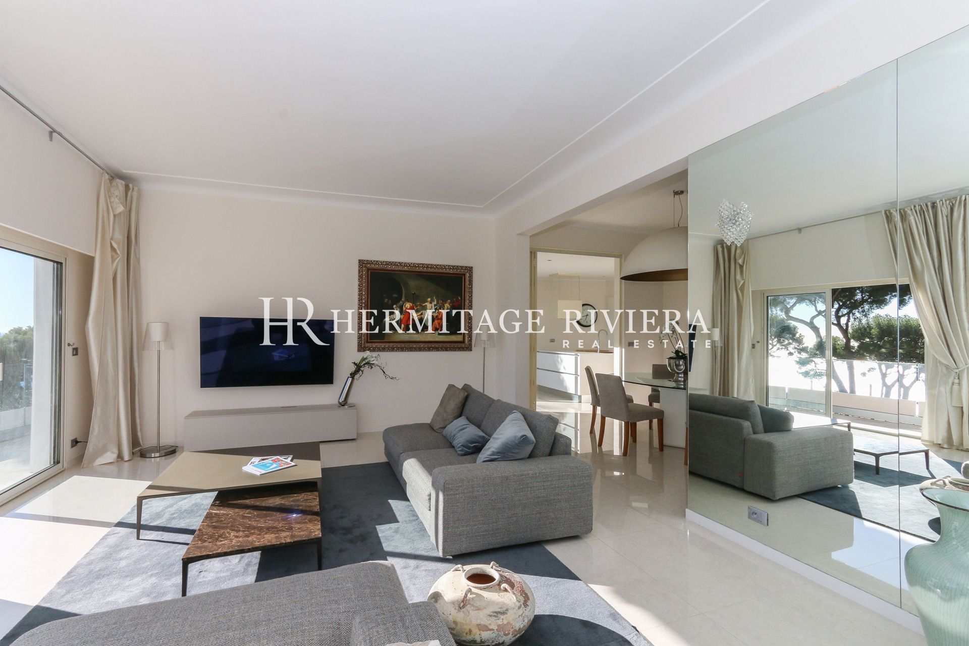 Contemporary villa - Sea view - Pool - Garage  (image 11)