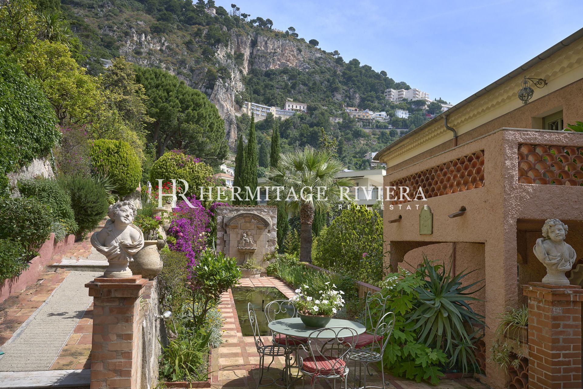 3 bedroom apartment - Historic residence - Overlooking the bay - Terrace (image 20)