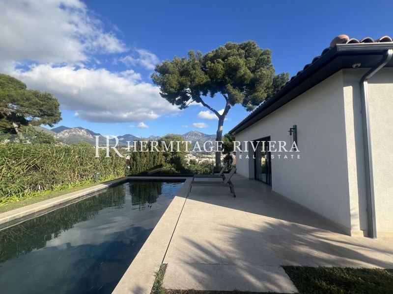 Reformado - Zona residencial tranquila - Vistas al mar