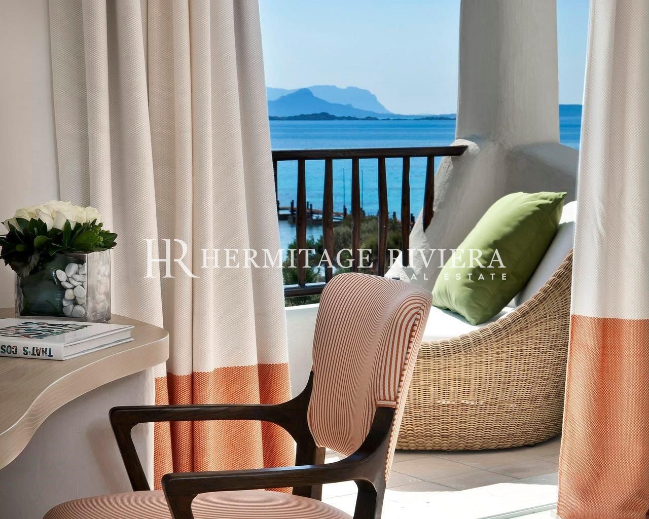 Stunning views of the Romazzino bay - Pool (image 6)