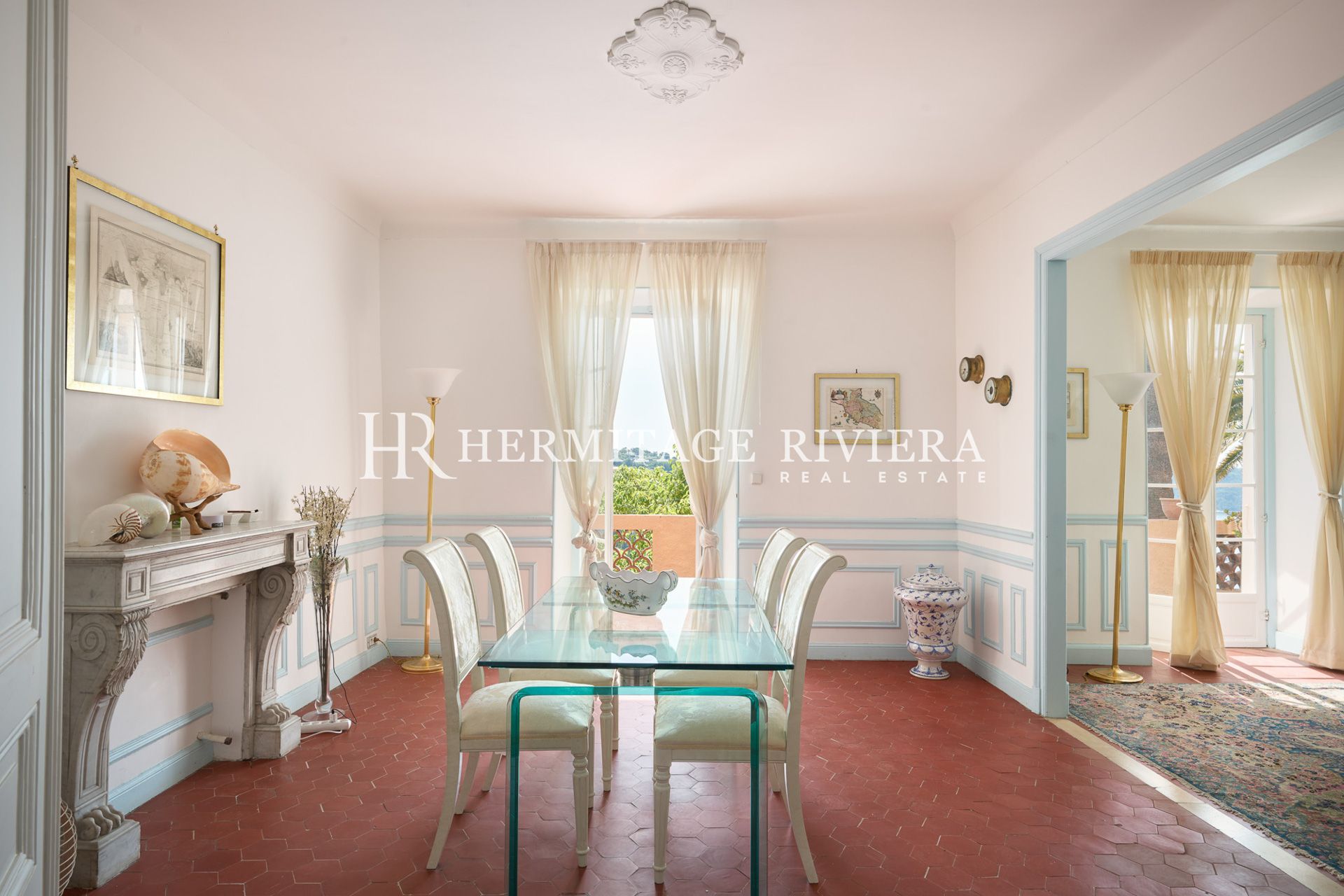 3 bedroom apartment - Historic residence - Overlooking the bay - Terrace (image 10)