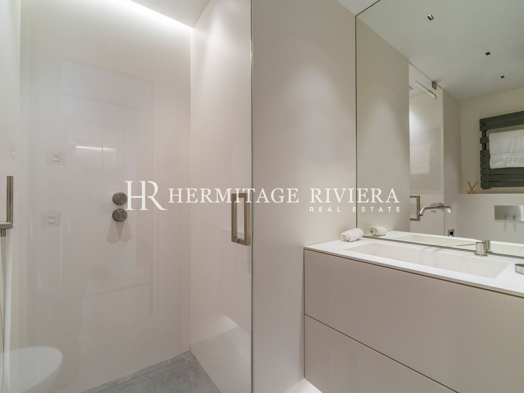 Apartment in Jardin Exotique Monaco  5 bedrooms- Terrace - Views of Monaco - Calme (image 30)