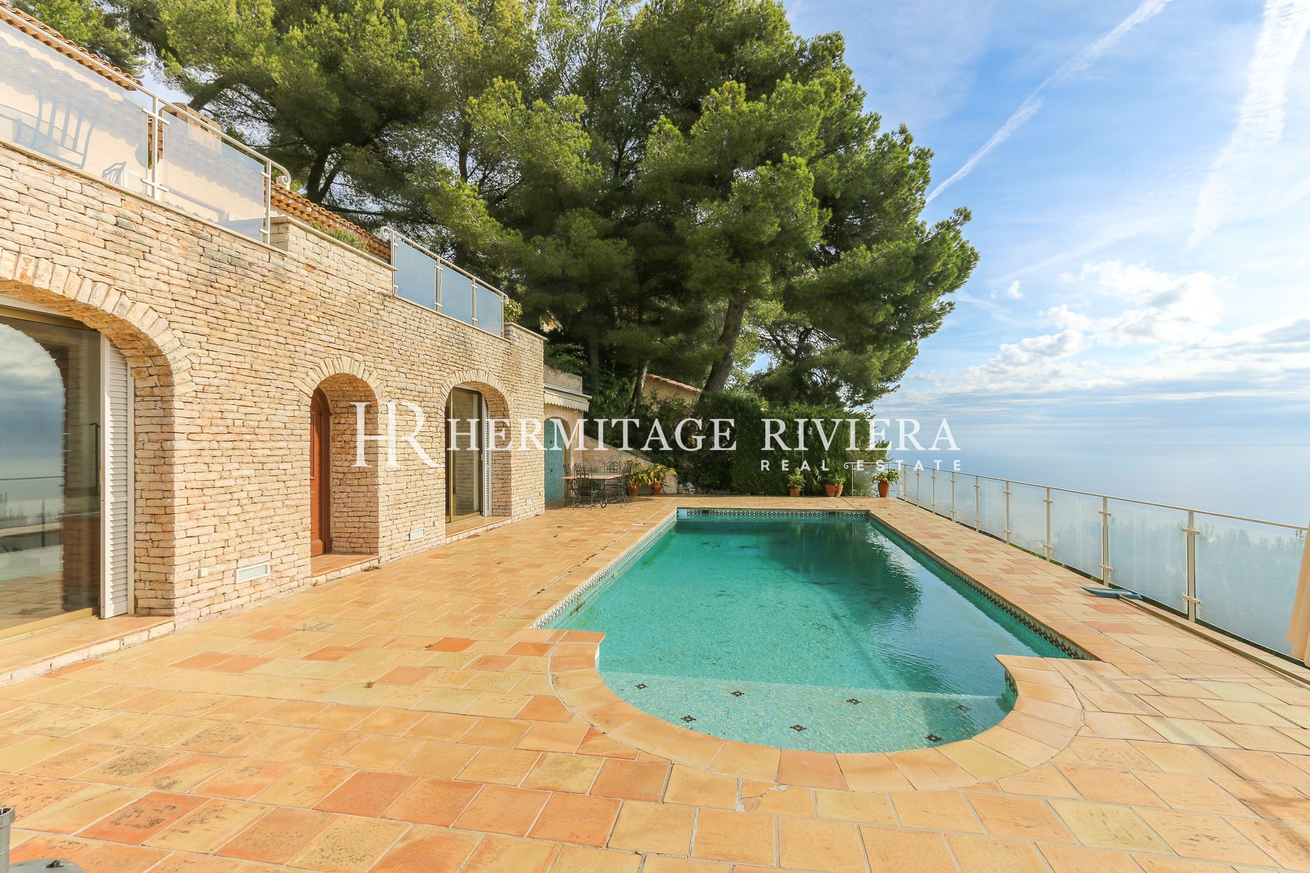 Villa provenzal con vistas panorámicas al mar, cerca de Mónaco (imagen 23)