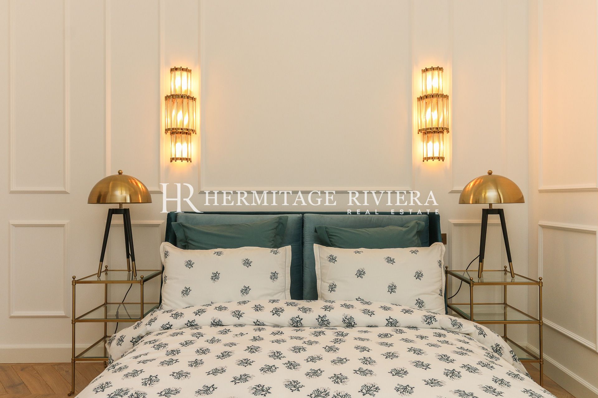 2 bedroom apartment - Renovated - Cours Saleya  (image 12)