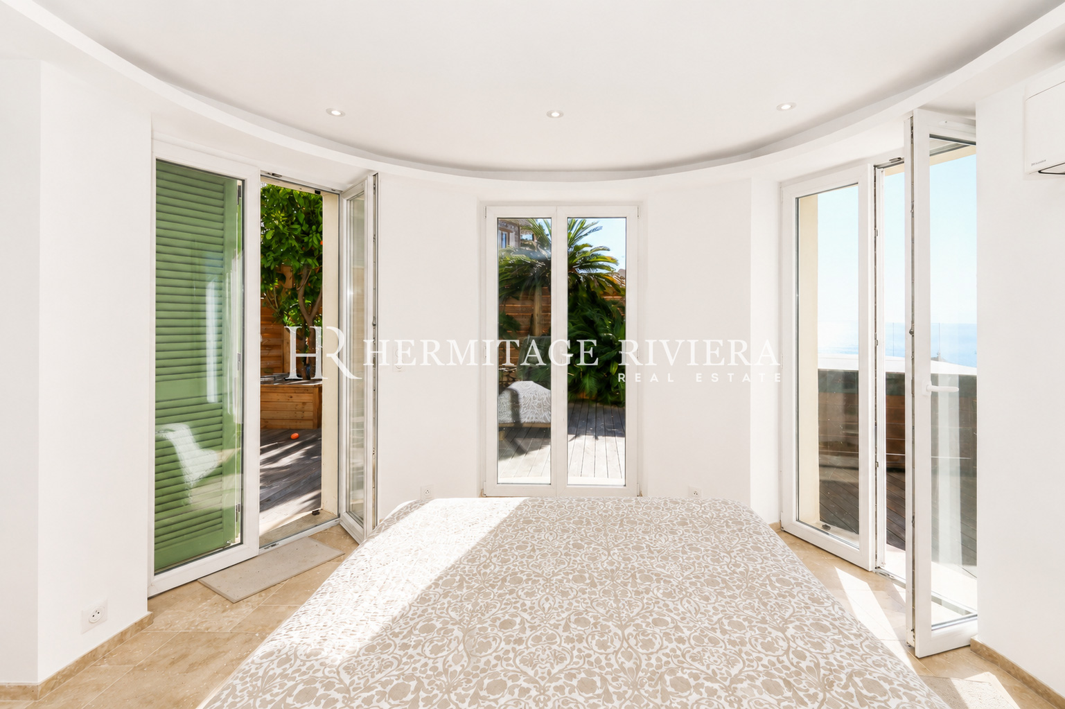 Villa à Villefranche-sur-Mer Villa renovée - Vue mer - Pres des plages (image 13)