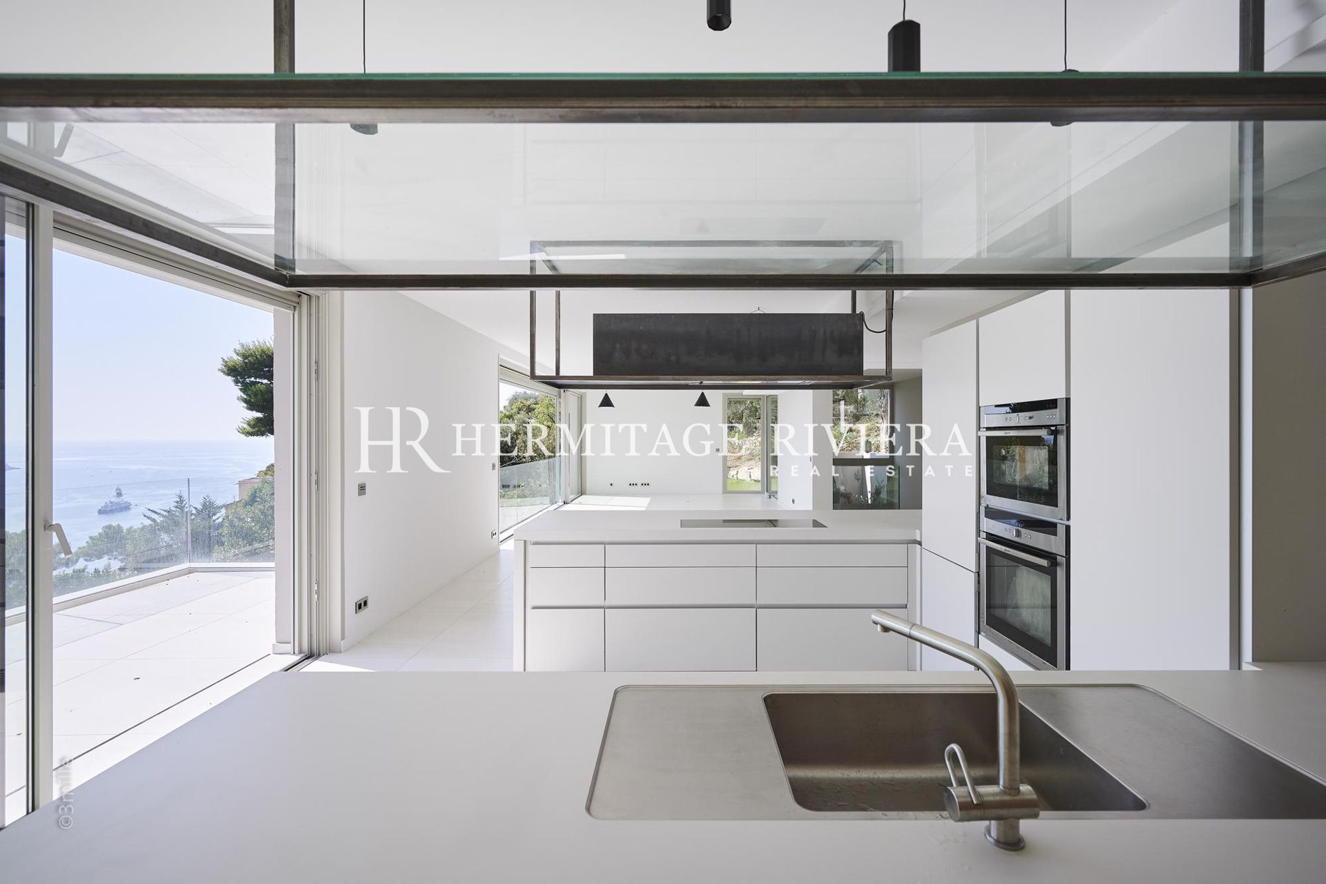 Luxury property - Sew Views - Pool (image 12)