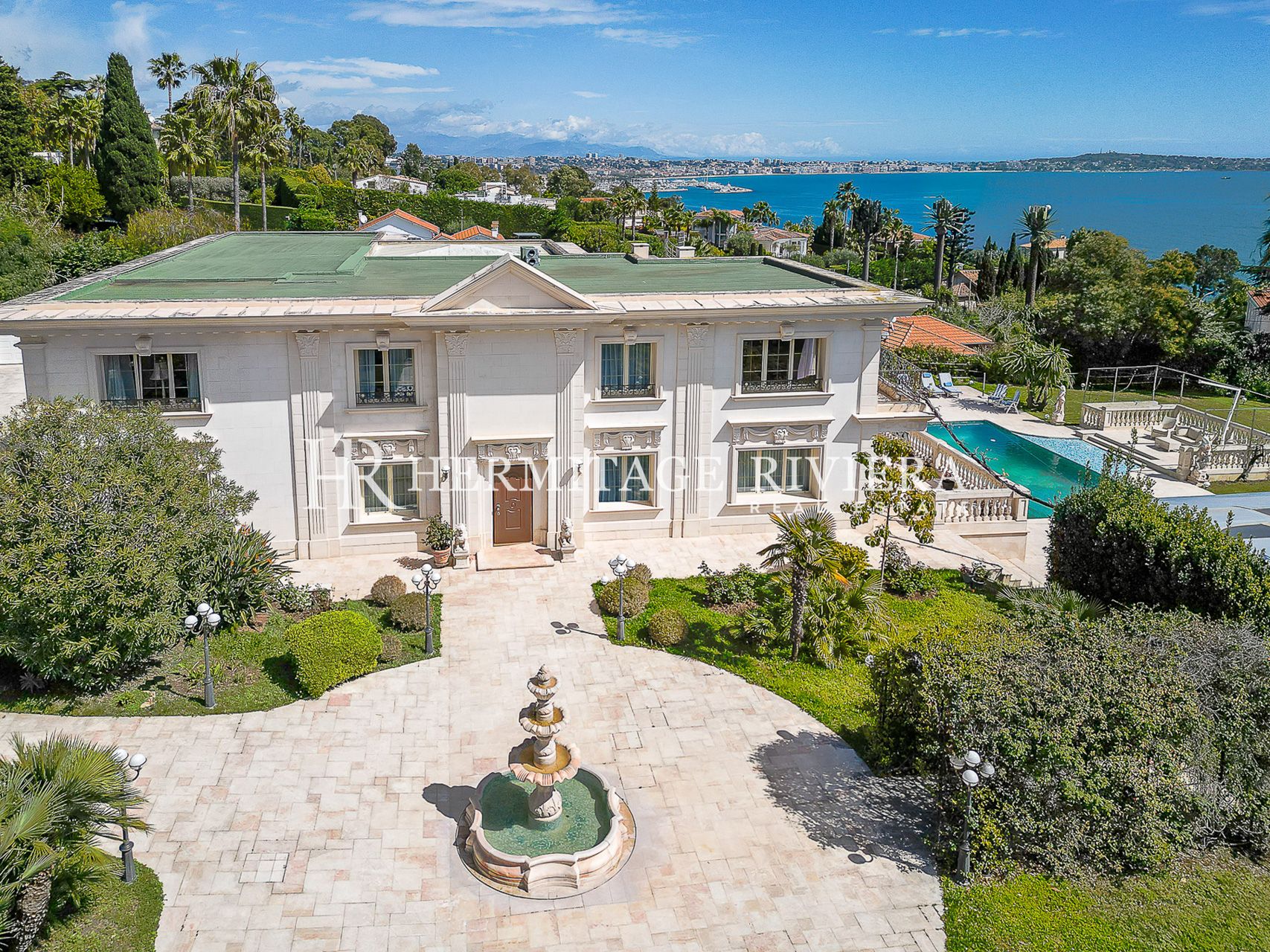 Exception prestigious property - Flat garden - Pool - Sea view  (image 6)