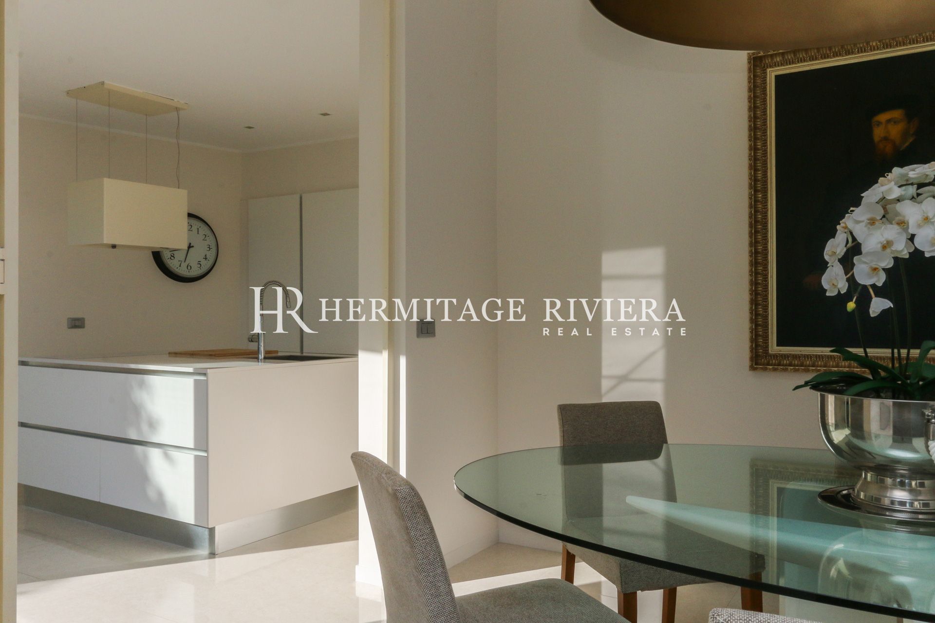 Contemporary villa - Sea view - Pool - Garage  (image 16)