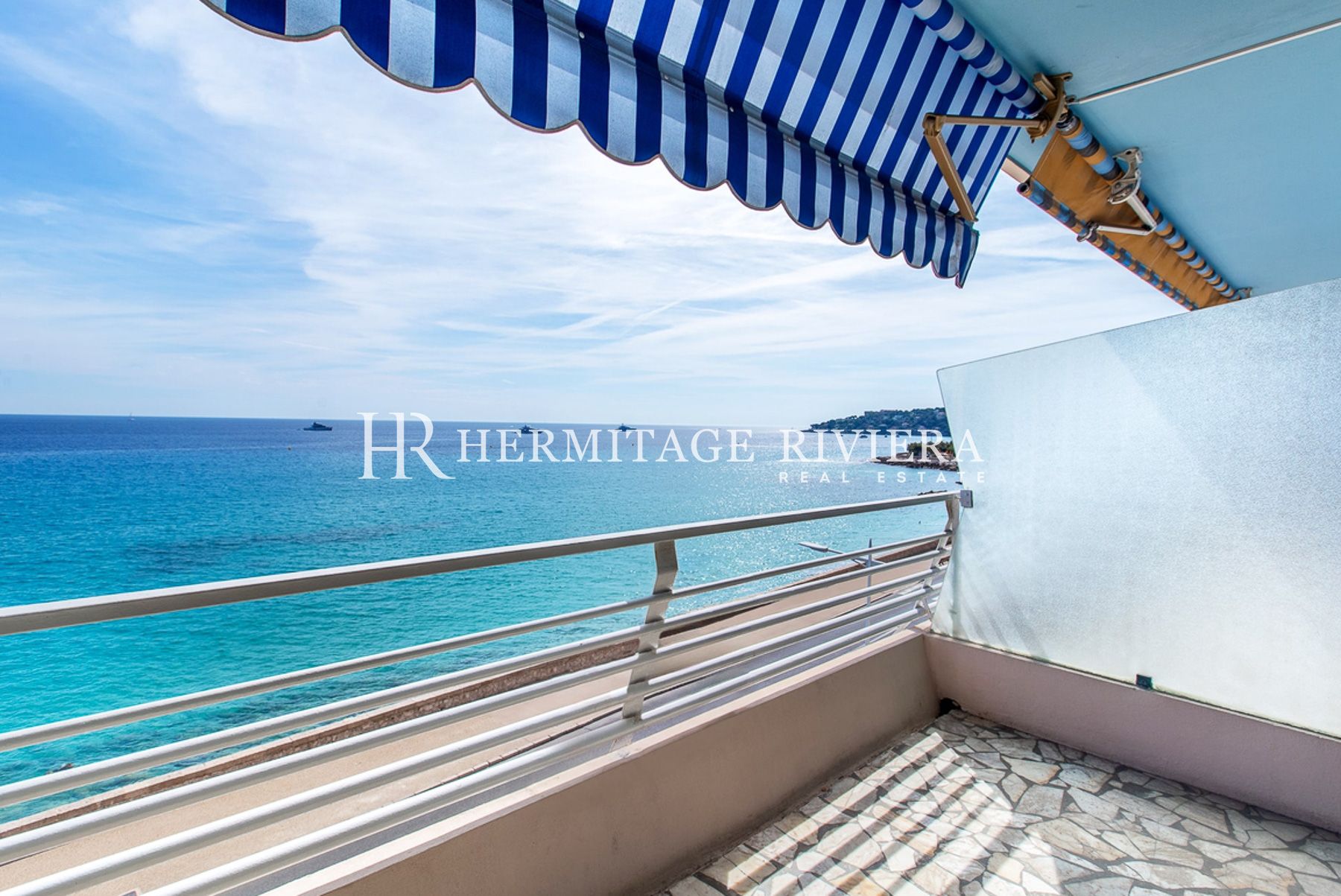 Apartment in Menton 3-bedroom apartment - Sea front - Terrasse - Sea view (image 10)