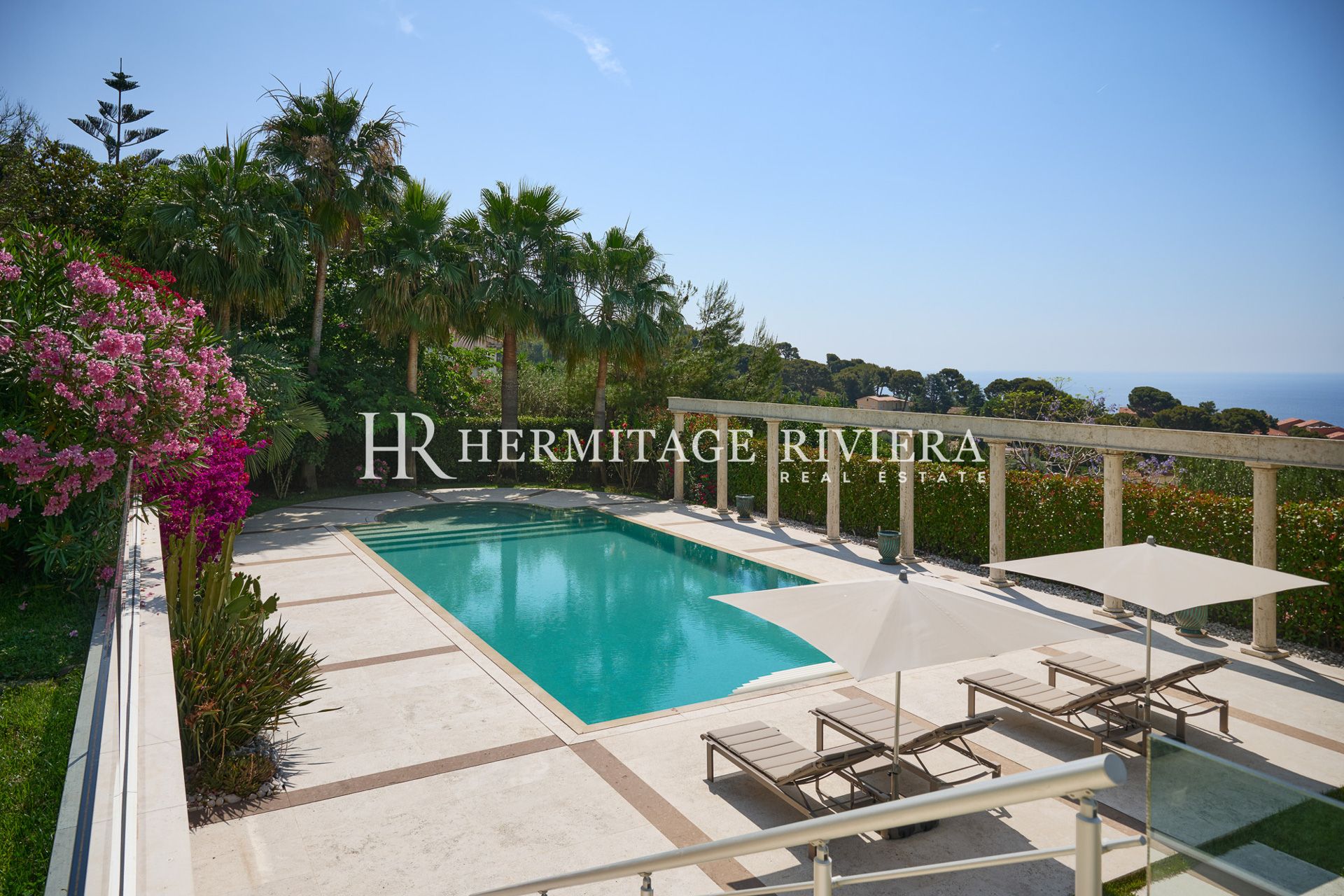 Владение из двух современных вилл - Вид на море - Бассейн (изображение 38)