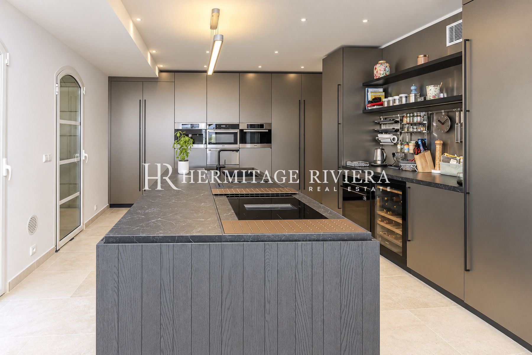 Villa i La Colle-sur-Loup Privat eiendom - Havutsikt - Flat hage - Basseng  (bilde 9)