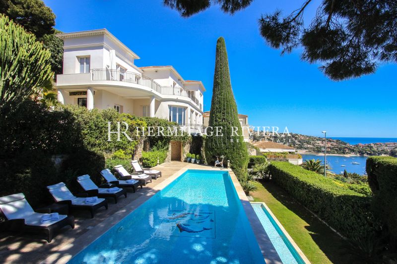 Art-Deco-Anwesen - Meerblick - Pool