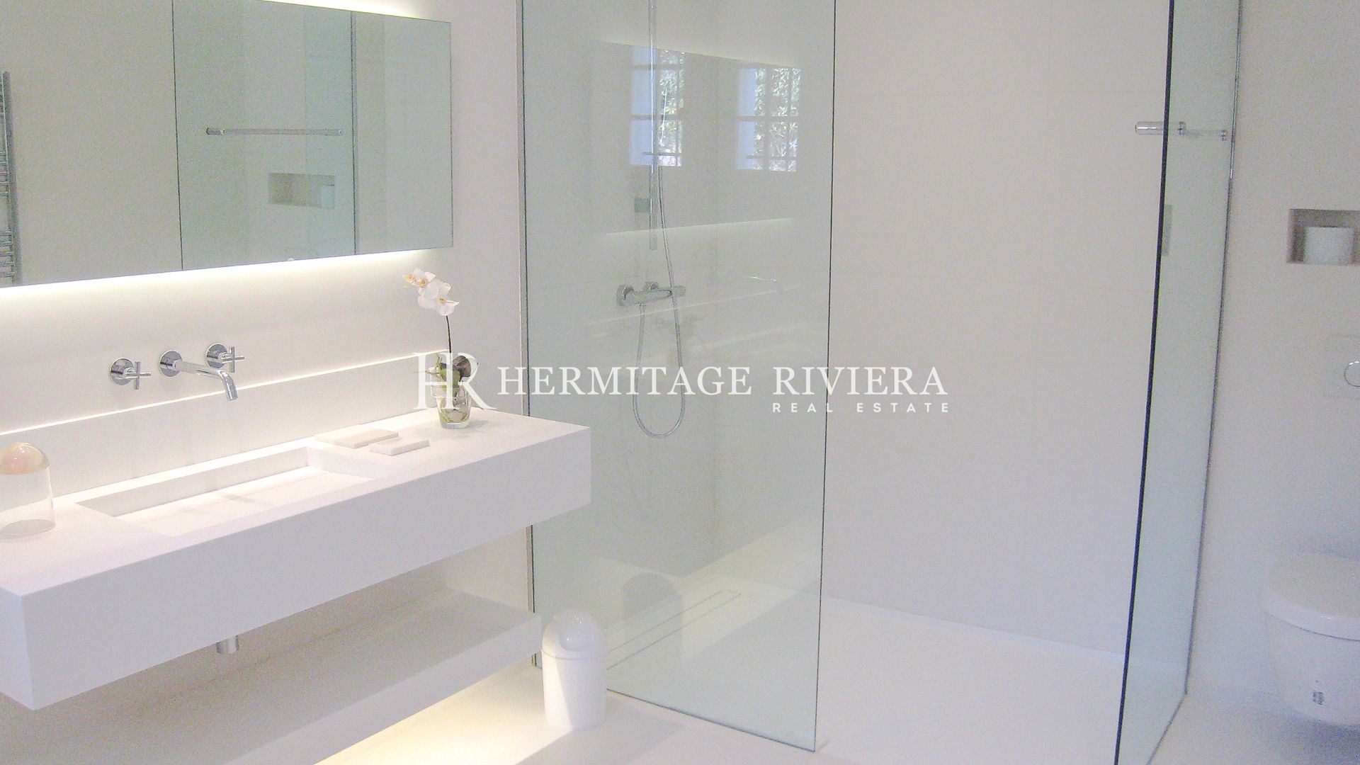 Stunning sea views - Pool - Flat garden (image 21)
