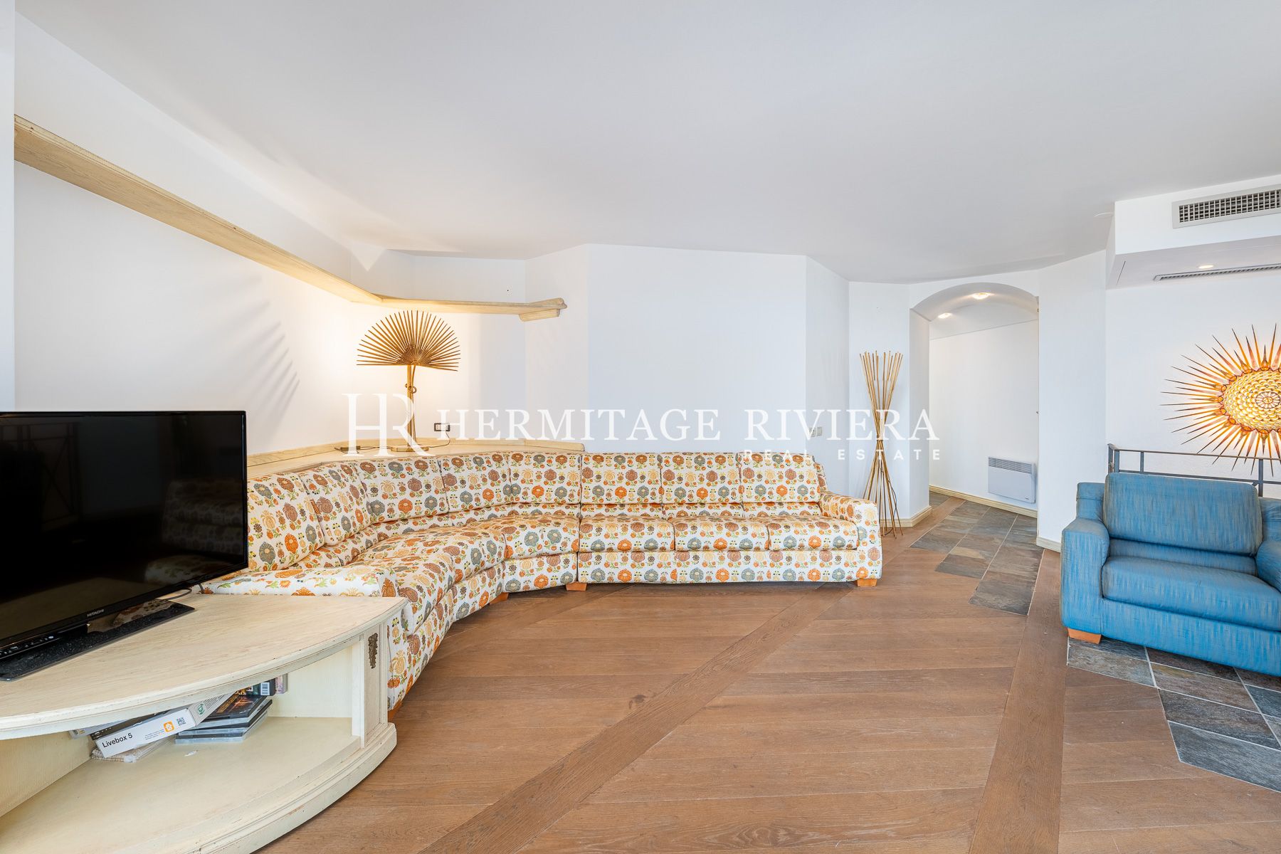 Penthouse in prestigious residence overlooking Monaco (image 9)