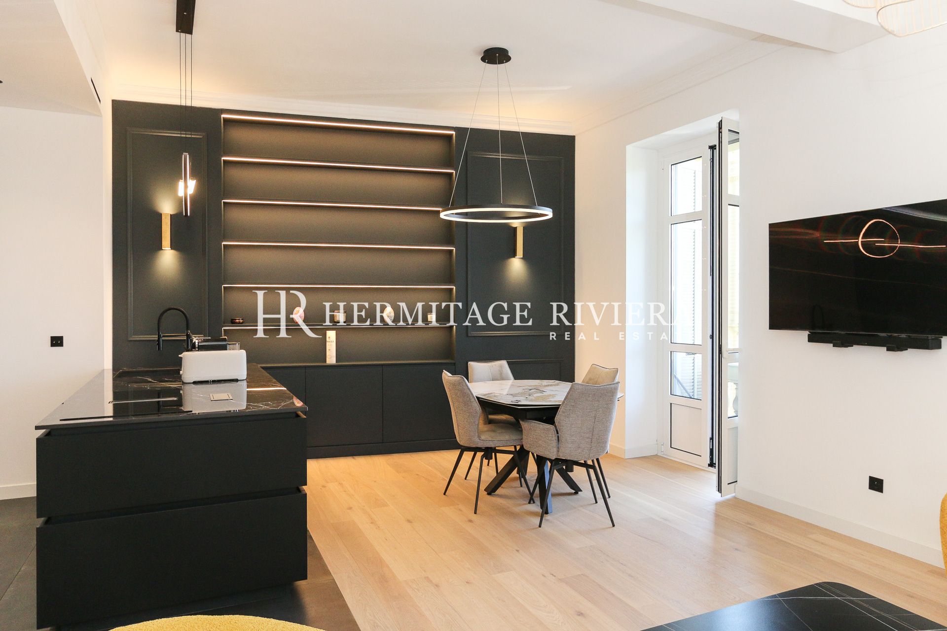 Elegante apartamento reformado en una clásica residencia burguesa. (imagen 4)