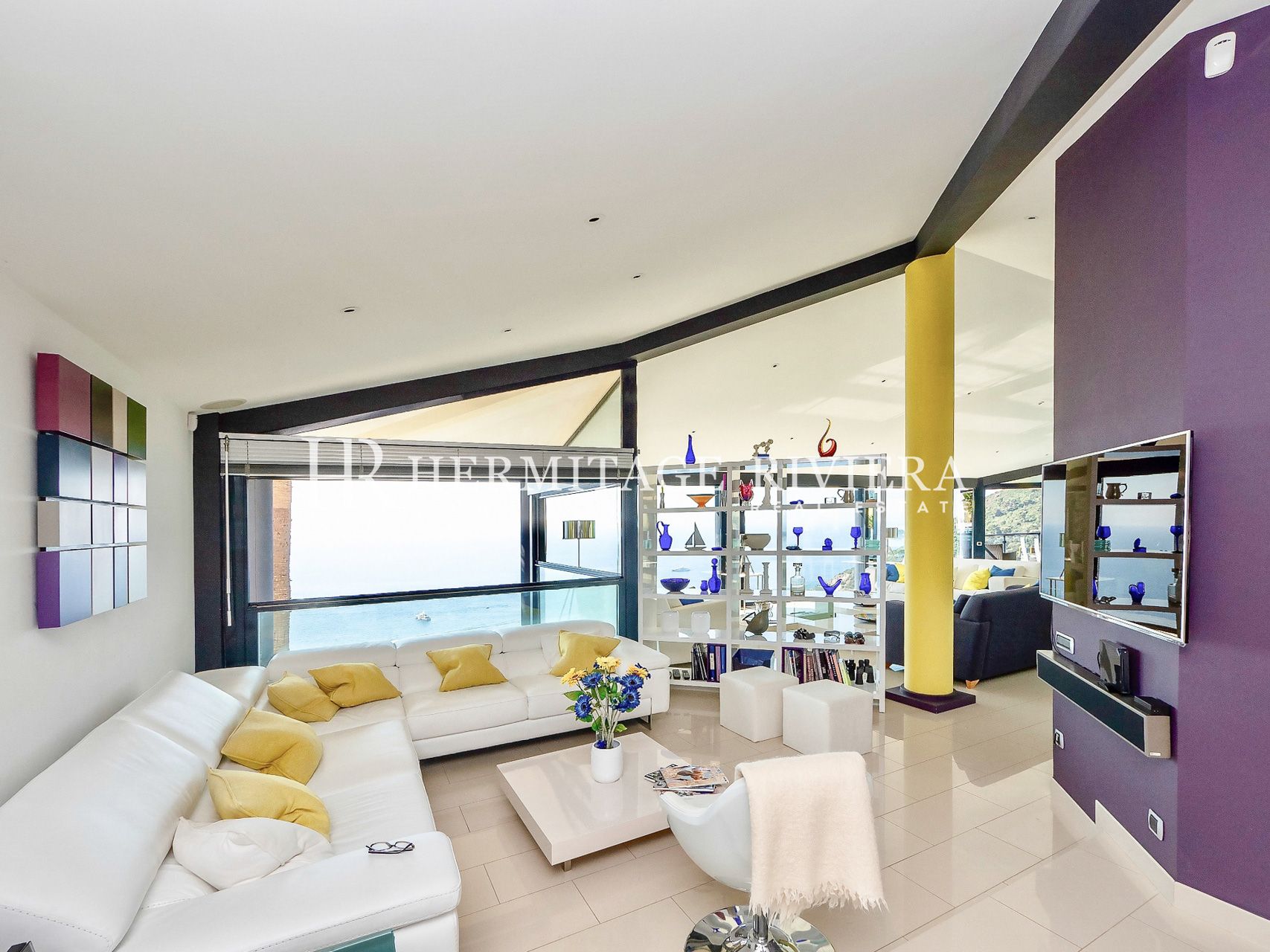 Villa moderna con vistas panorámicas al mar (imagen 13)