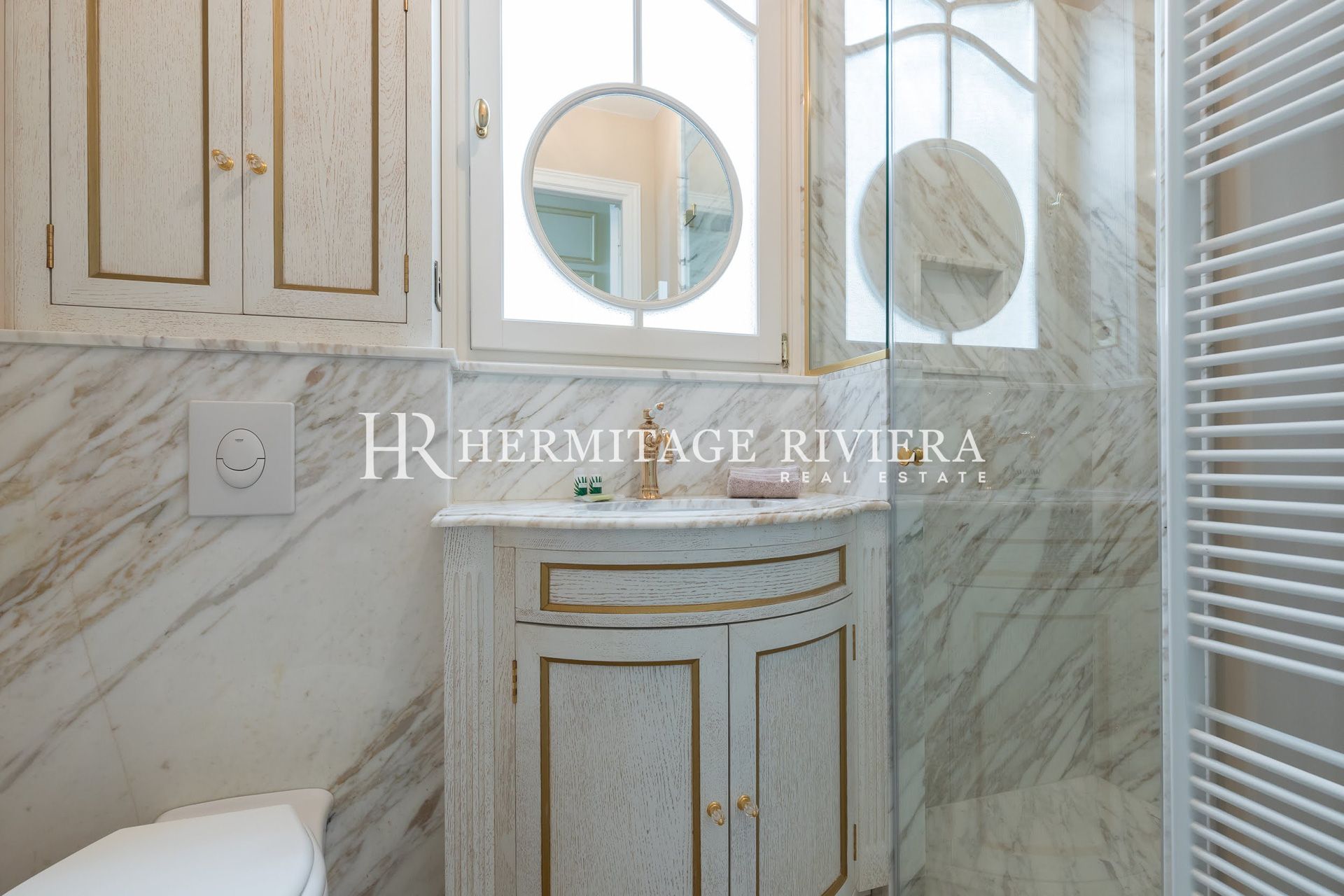 4 bedroom apartment - Waterfront - Renovated - Sea views  (image 15)