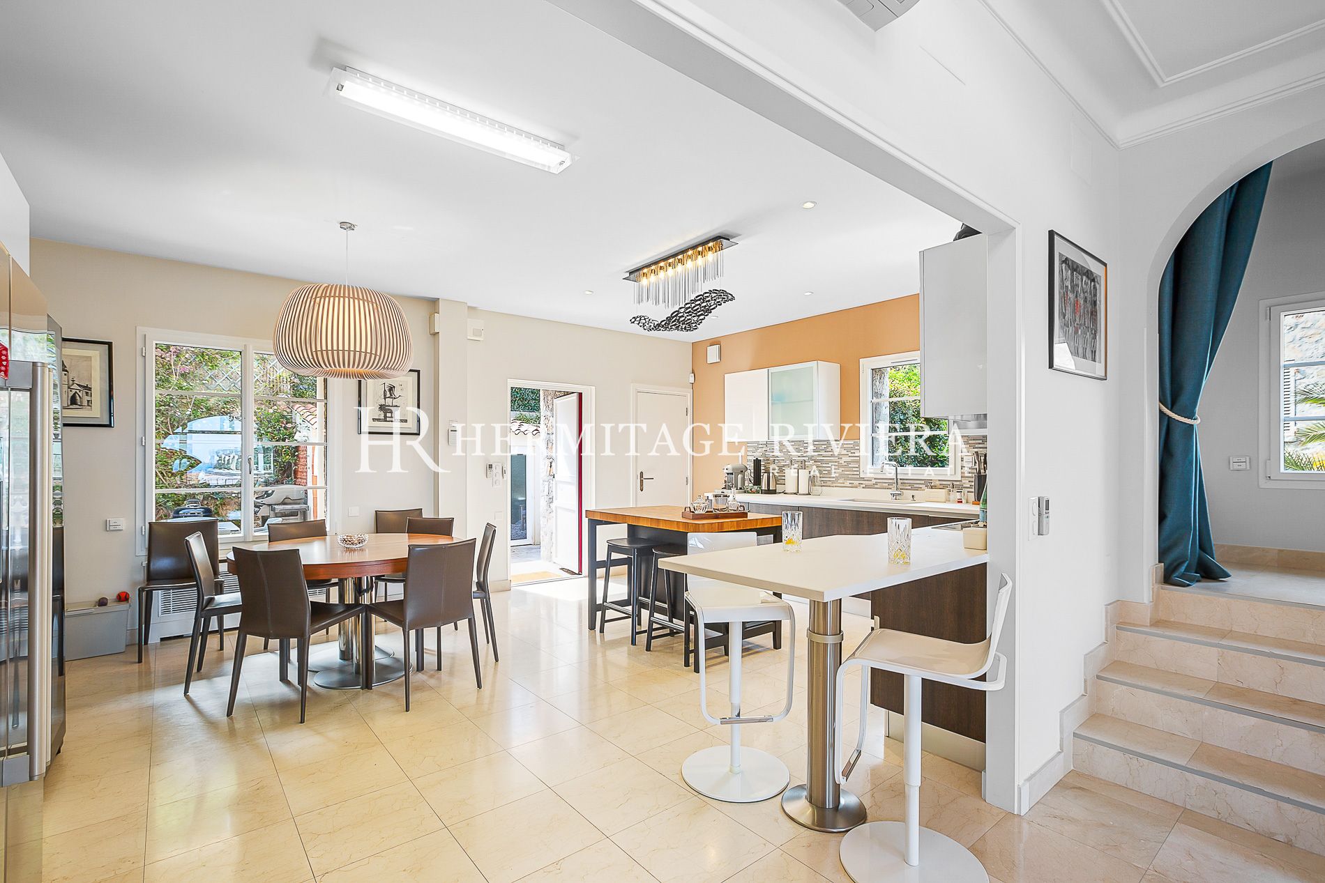 In the heart of the village - Sea view - Pool (image 12)